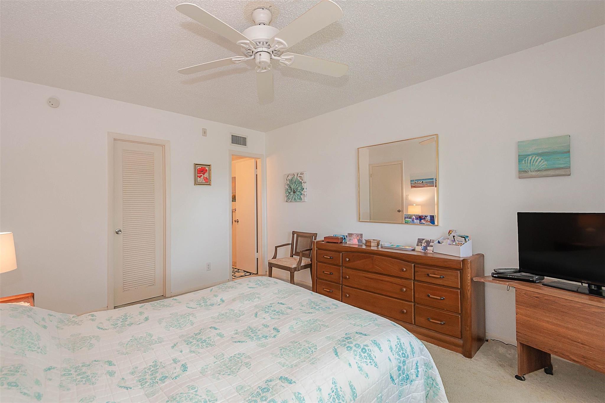 128 S Cypress Rd 827 Property Photo 23