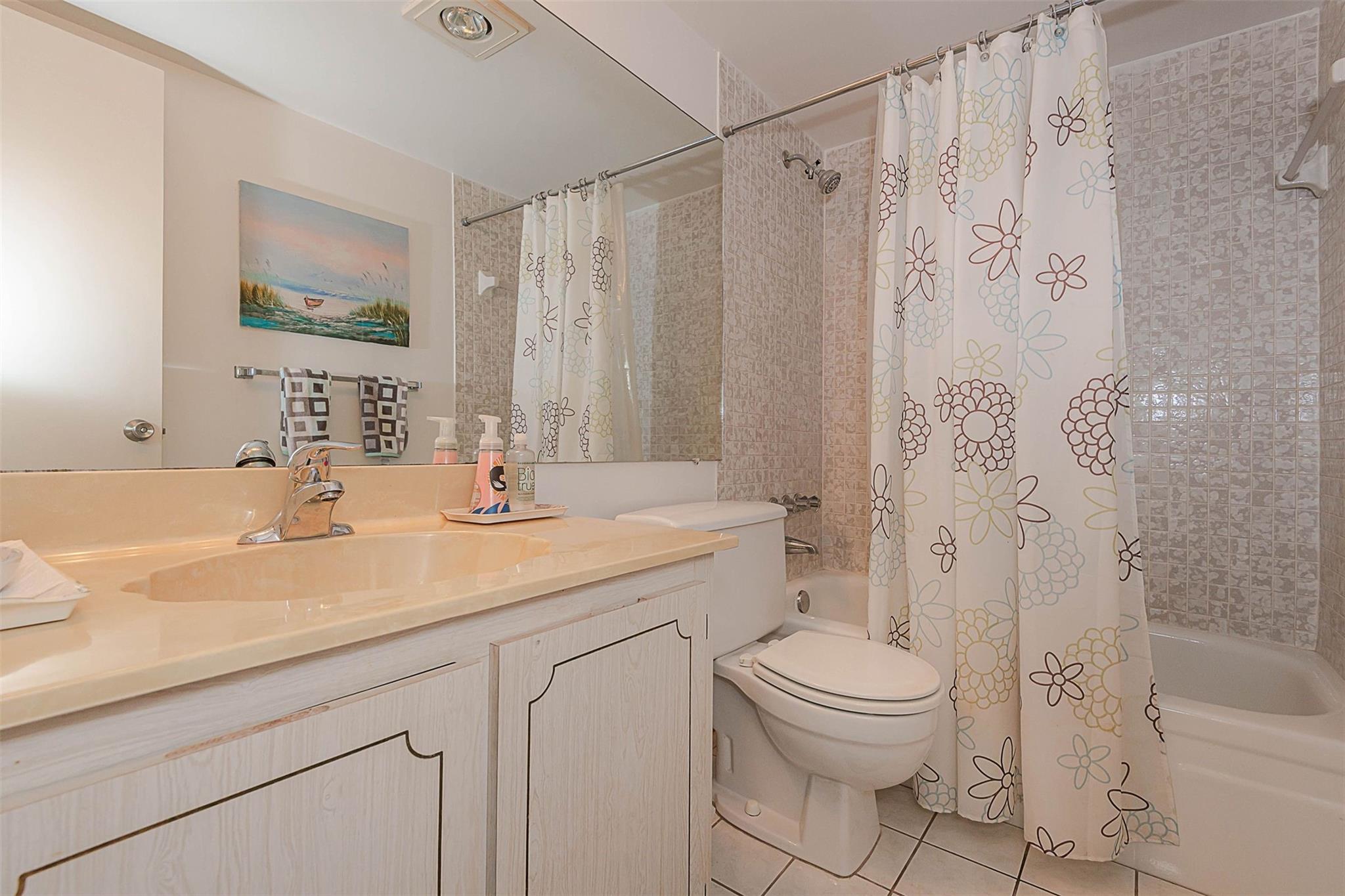 128 S Cypress Rd 827 Property Photo 25
