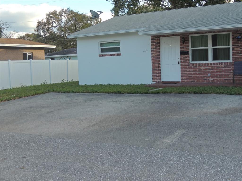 2620 Sw 51st St Property Photo 2