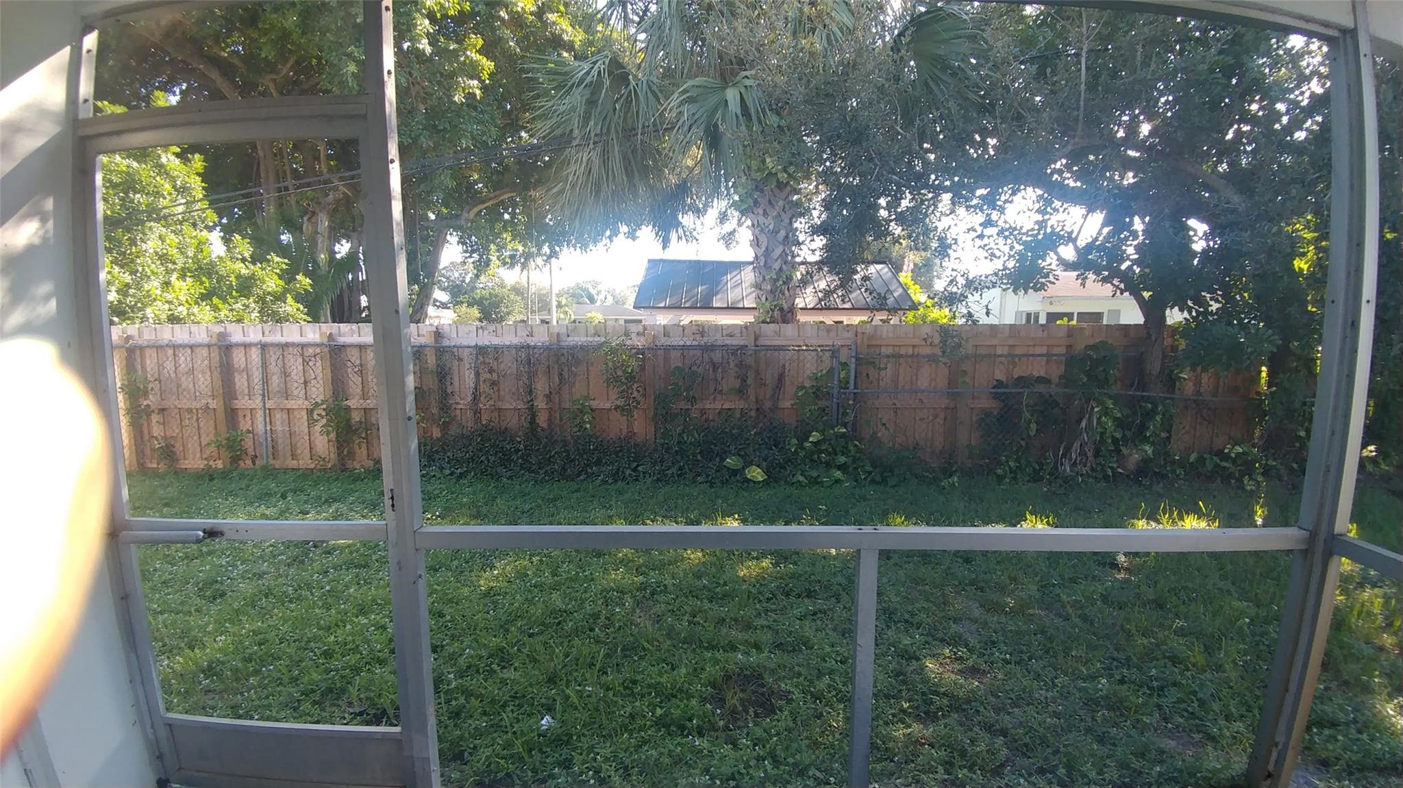 2620 Sw 51st St Property Photo 13