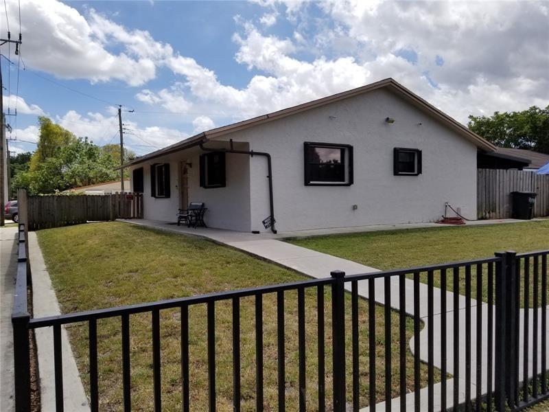 7400 Raleigh St Property Photo 1