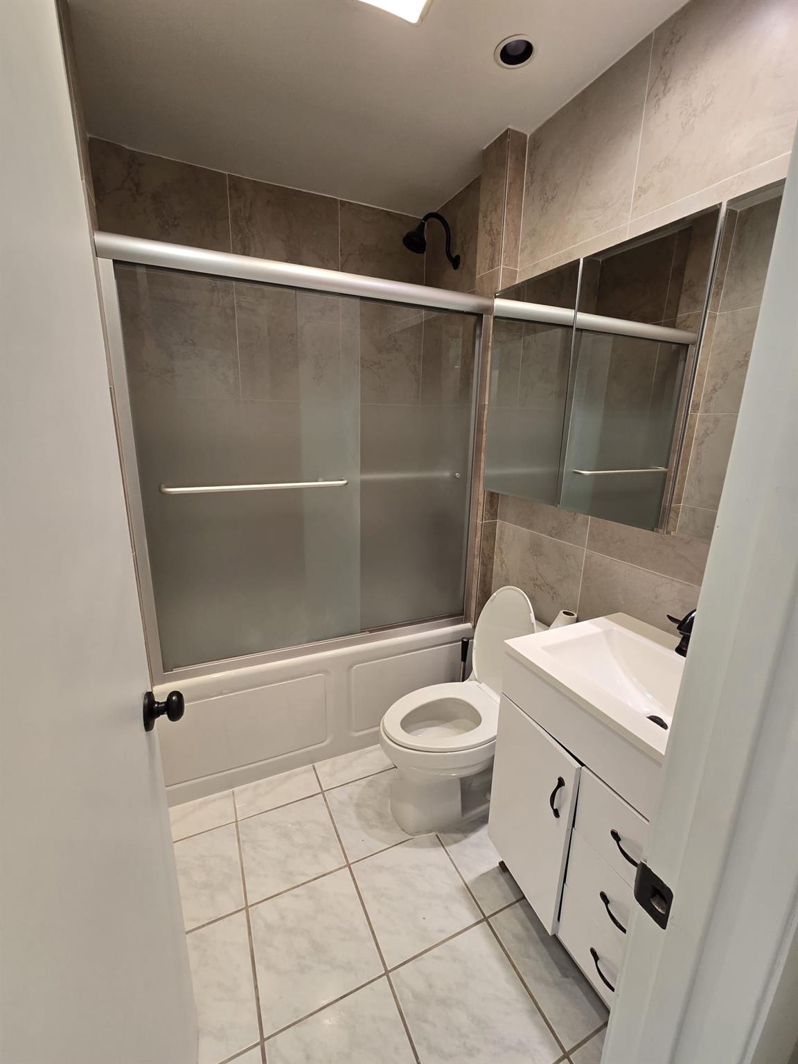 31 Sw 10th St Property Photo 15