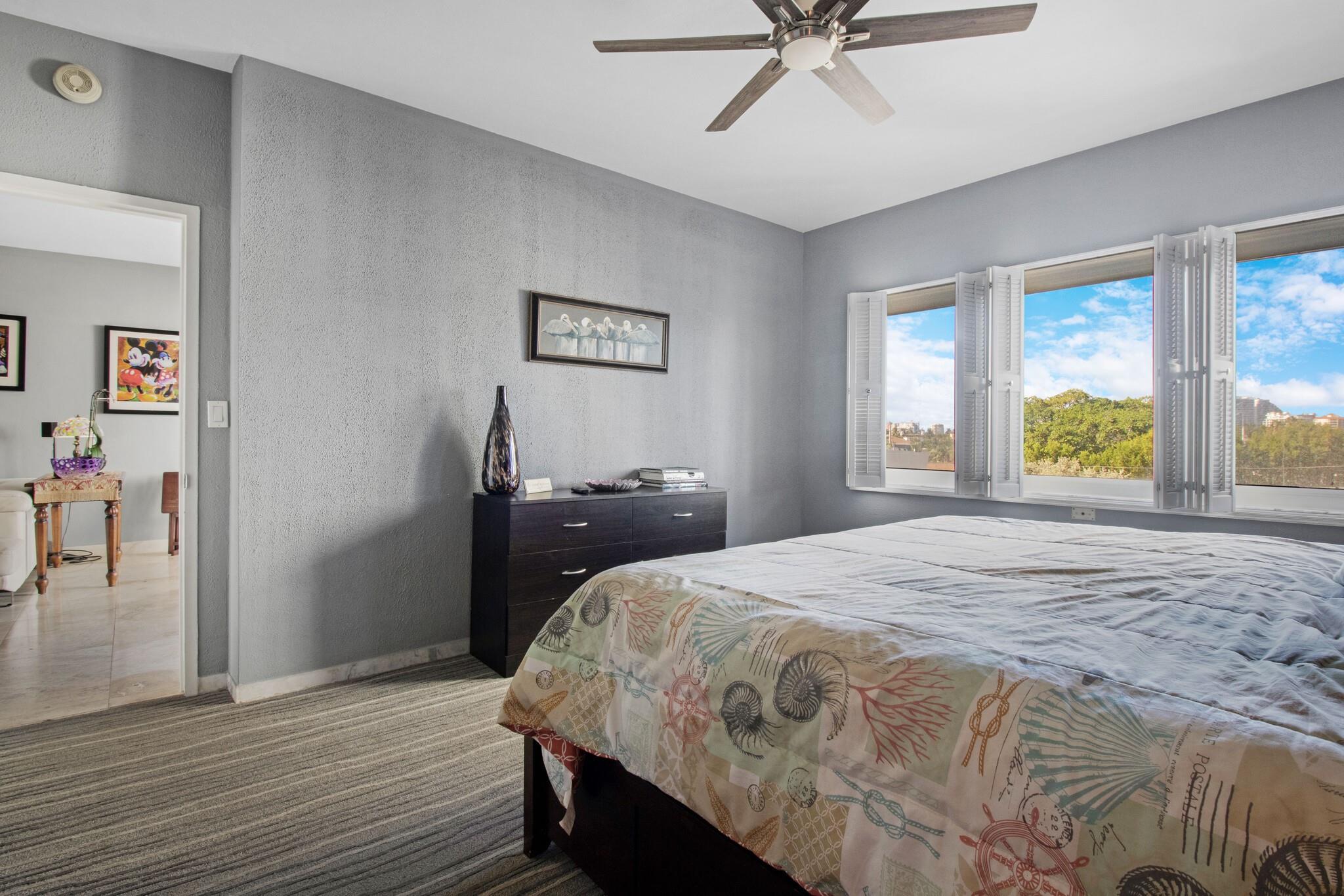 333 Sunset Dr 207 Property Photo 19