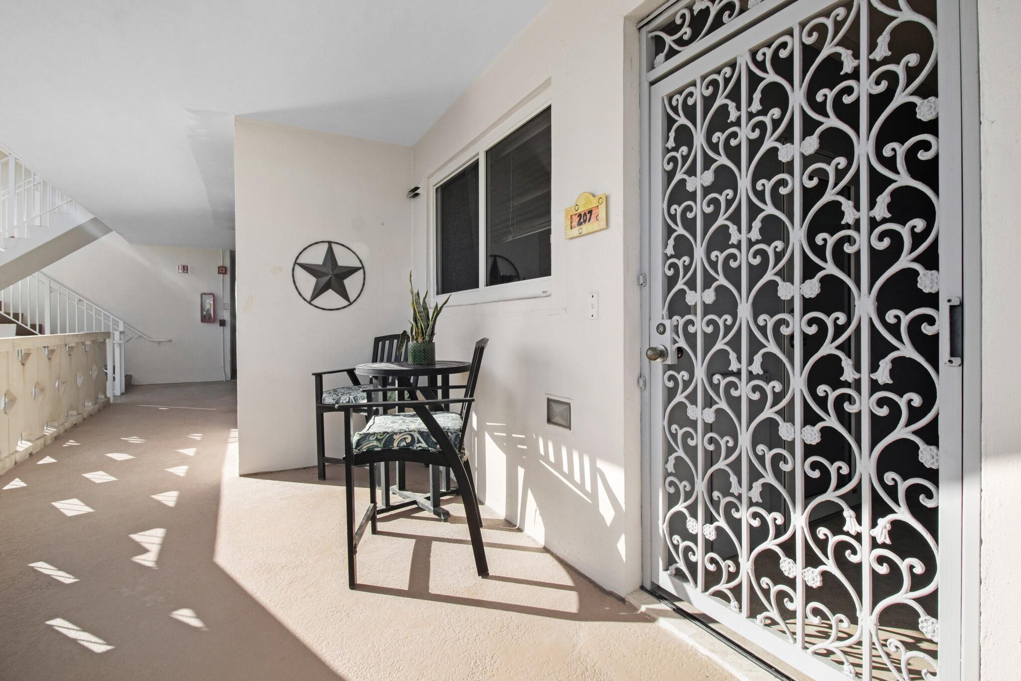 333 Sunset Dr 207 Property Photo 36
