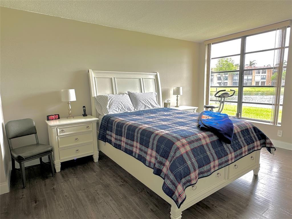 5609 Coral Lake 109 Property Photo 13