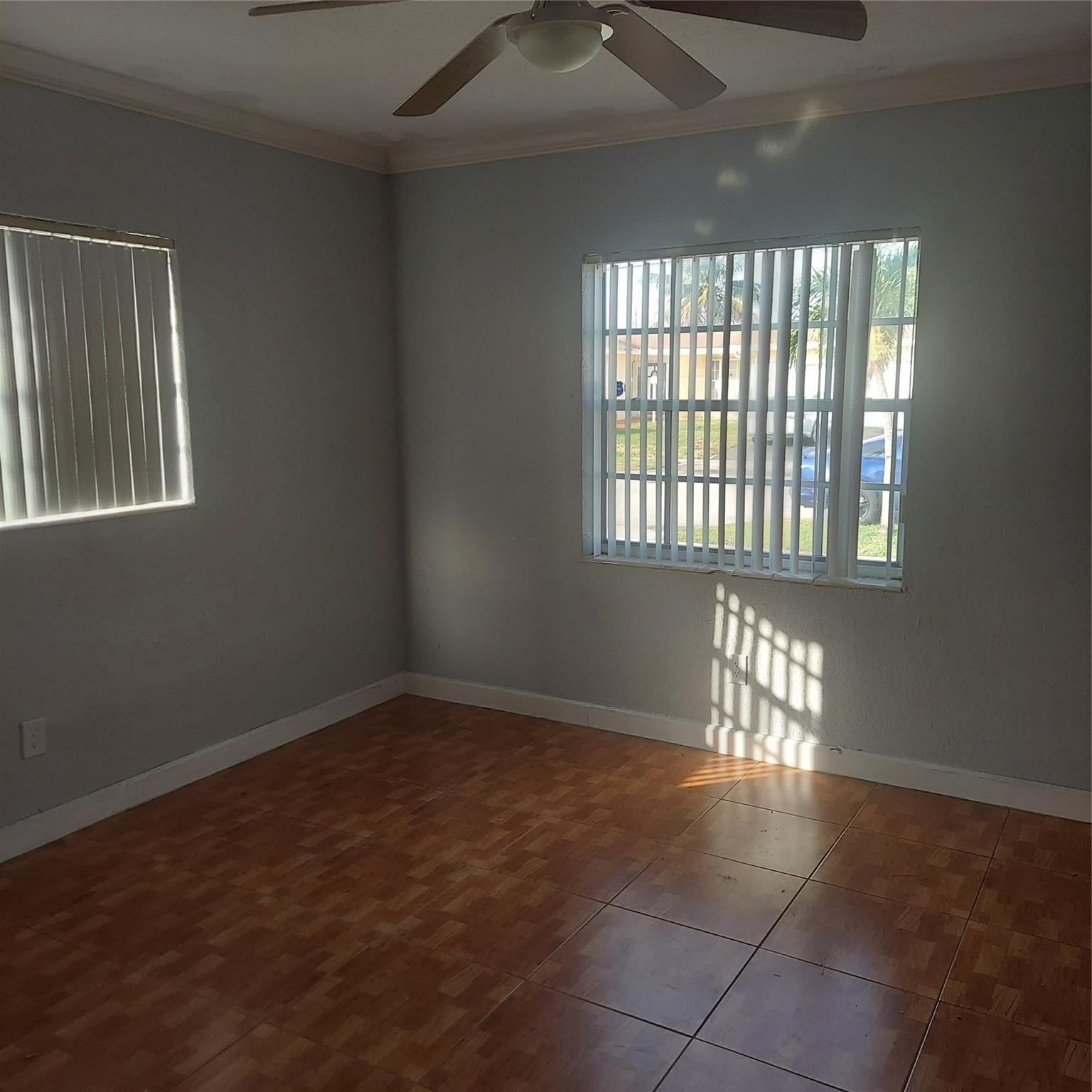 F10459540 Property Photo 1