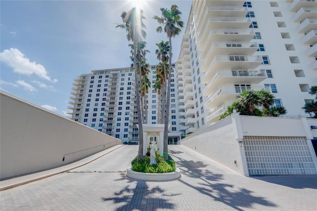 1 Las Olas Circle 314 Property Photo 28