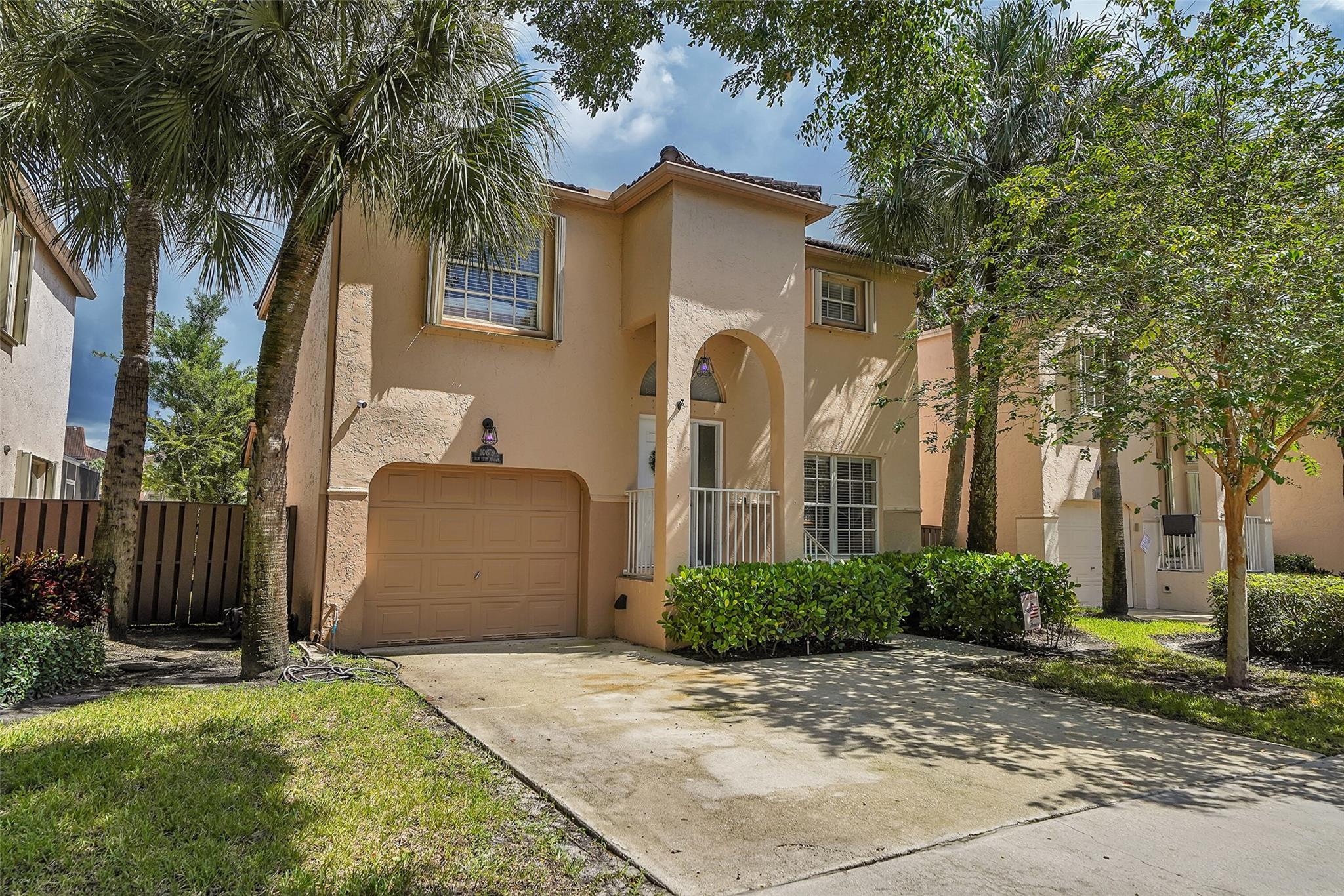 10679 Nw 12th Mnr Property Photo 1