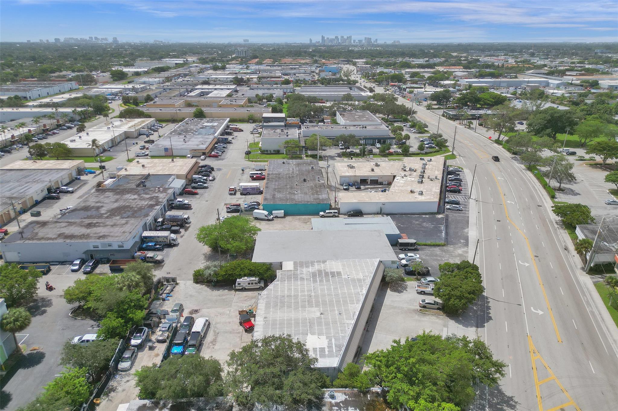 4840 N Dixie Hwy Property Photo 7