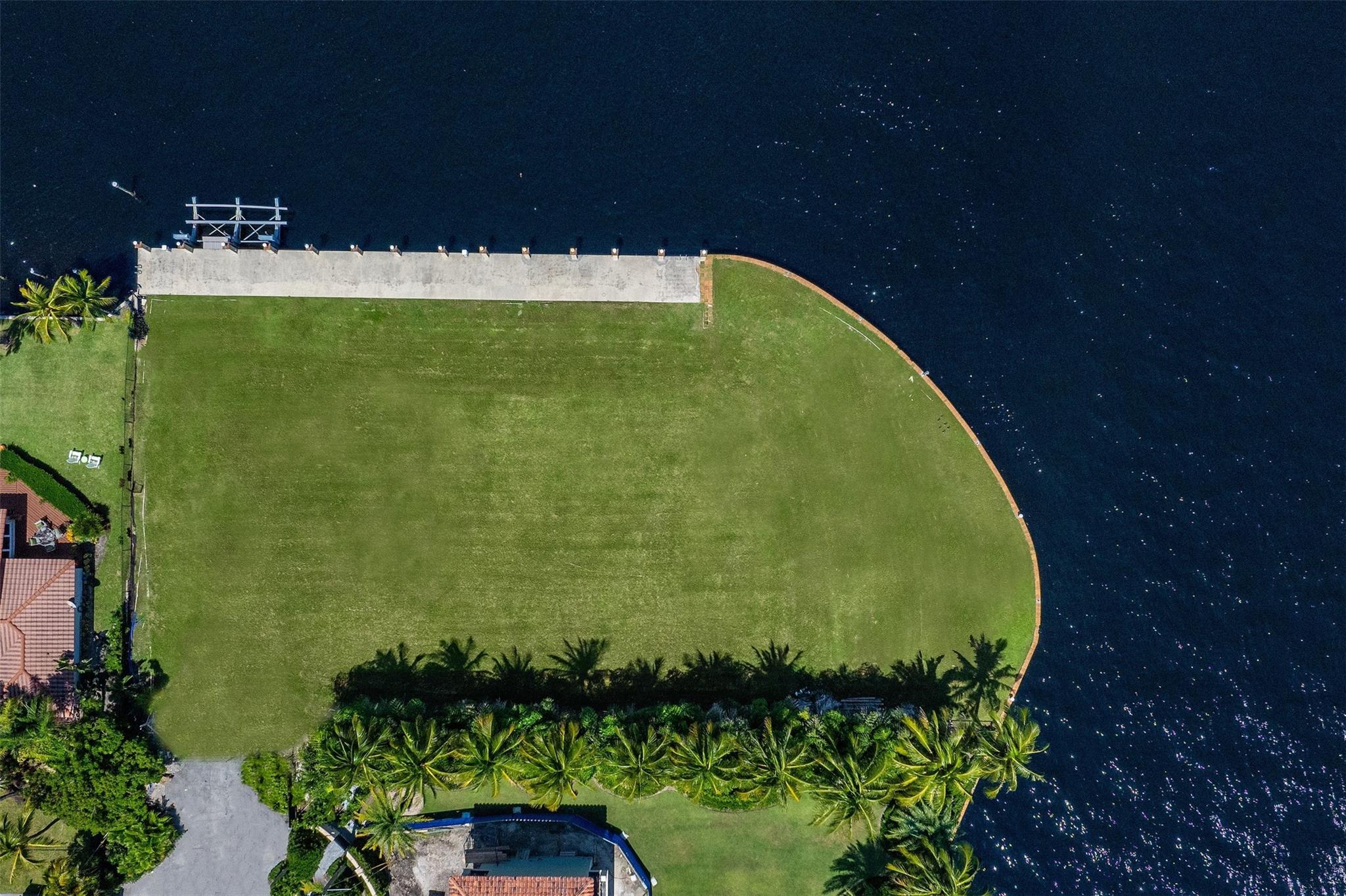 2721 Sea Island Dr Property Photo 10