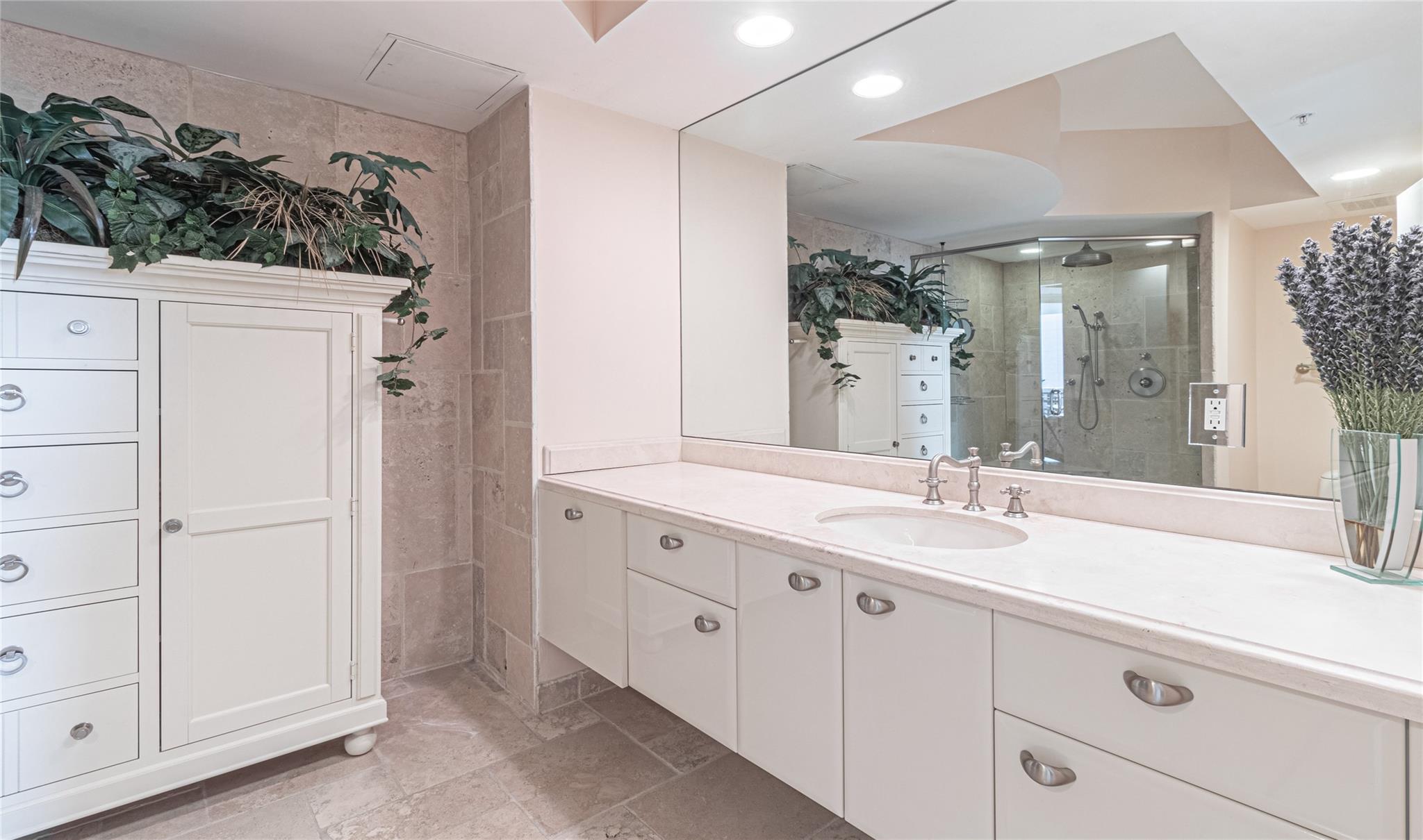 333 Las Olas Way 508 Property Photo 11