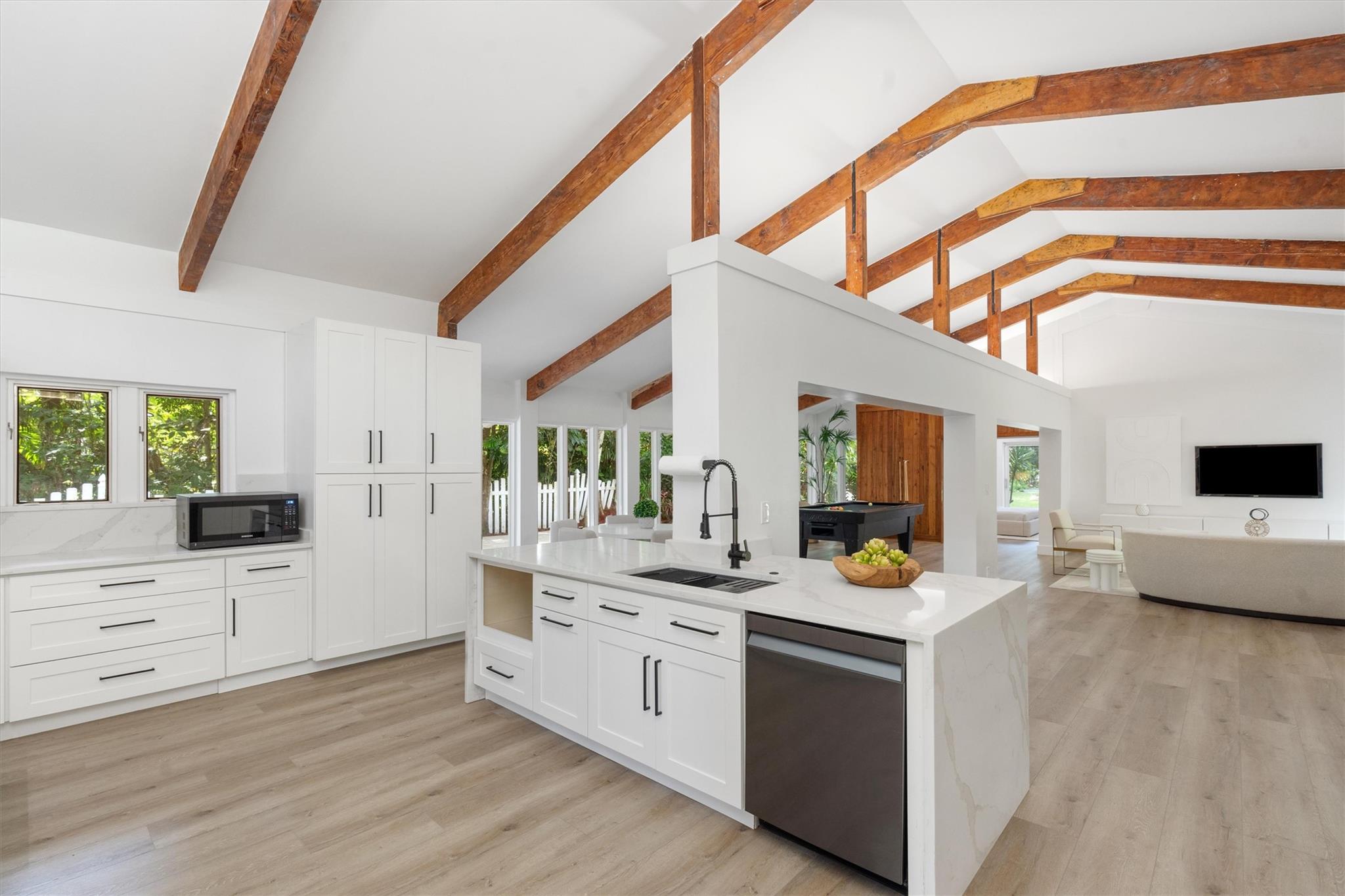 2211 Sw 27th Ter Property Photo 13