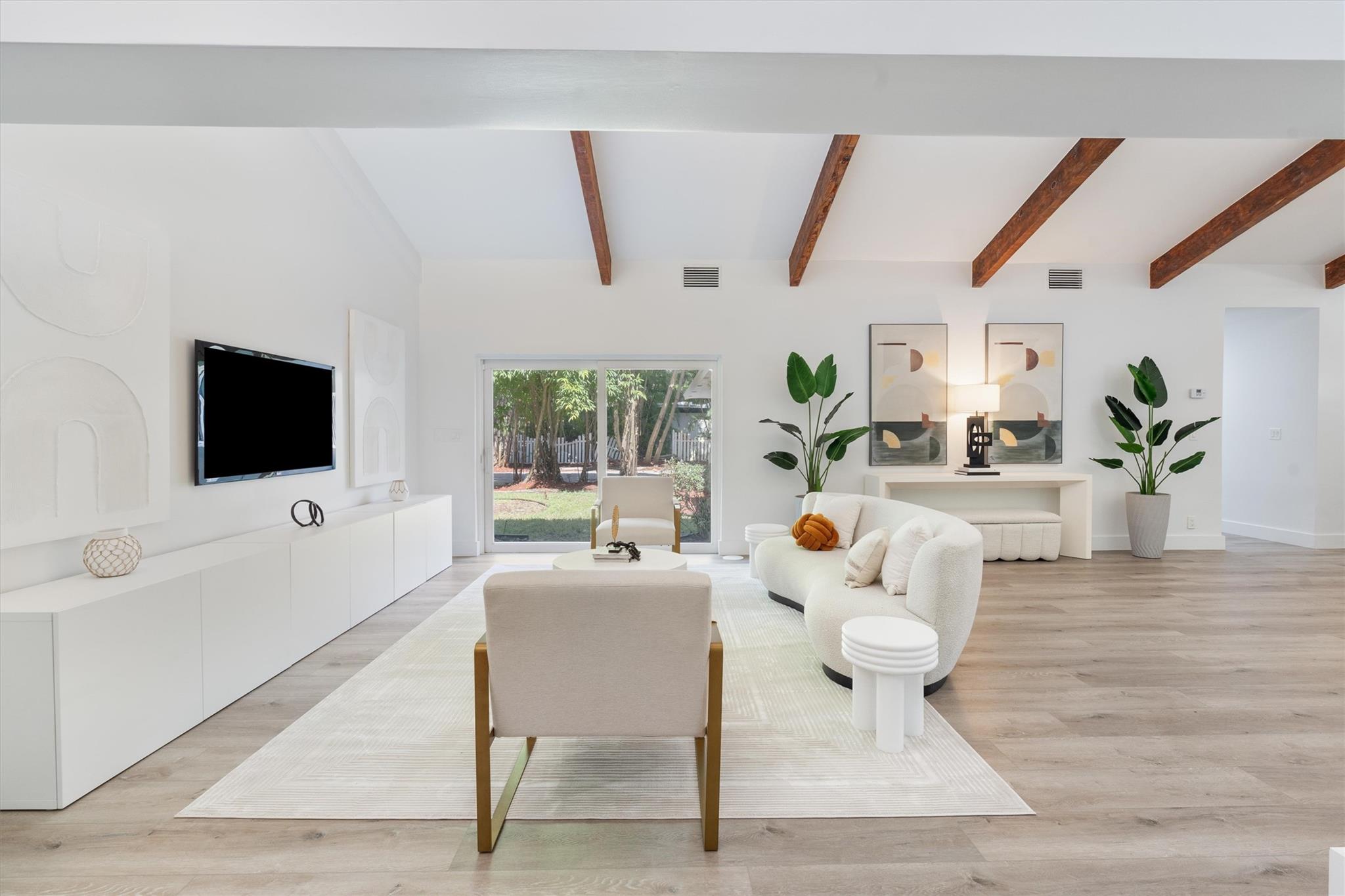 2211 Sw 27th Ter Property Photo 15