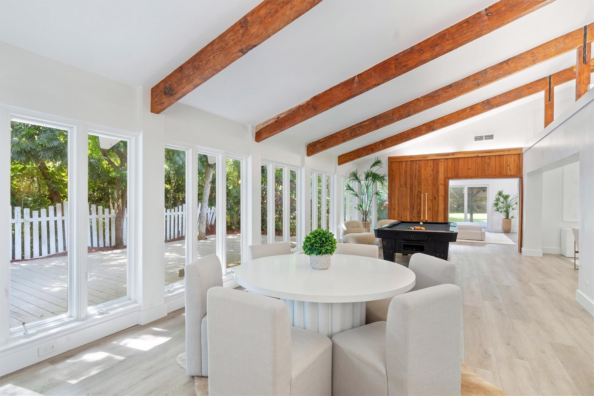 2211 Sw 27th Ter Property Photo 16