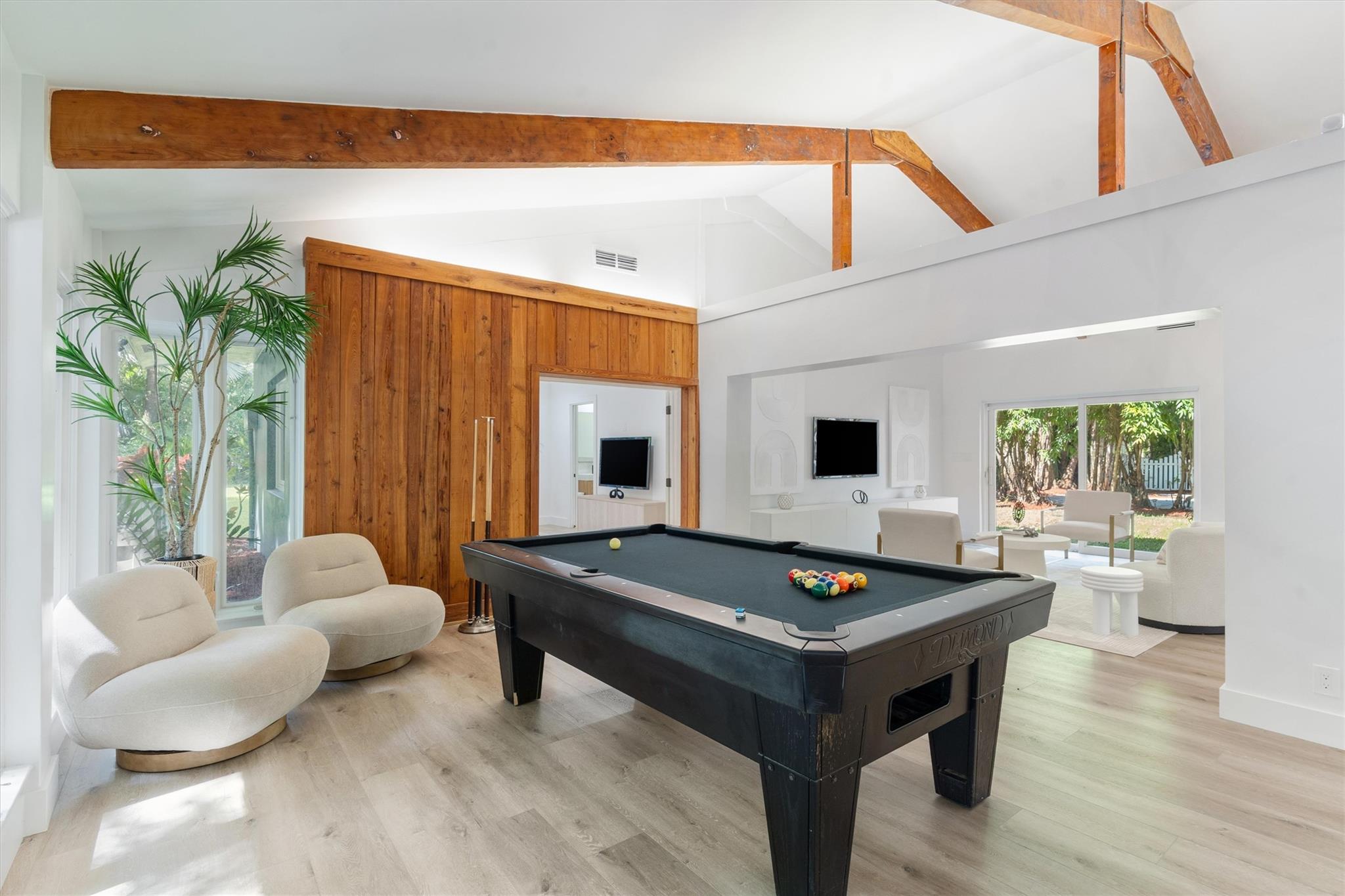 2211 Sw 27th Ter Property Photo 21