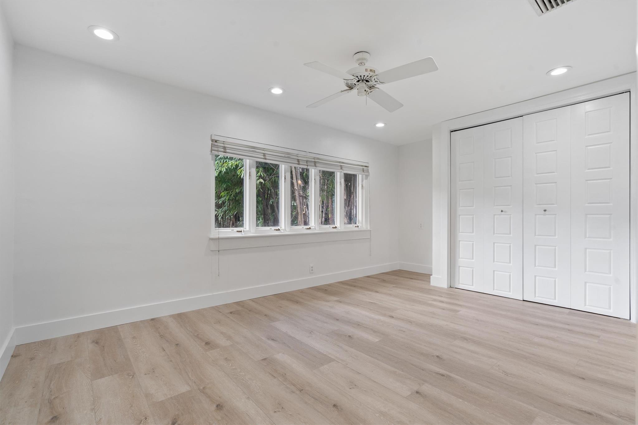 2211 Sw 27th Ter Property Photo 34