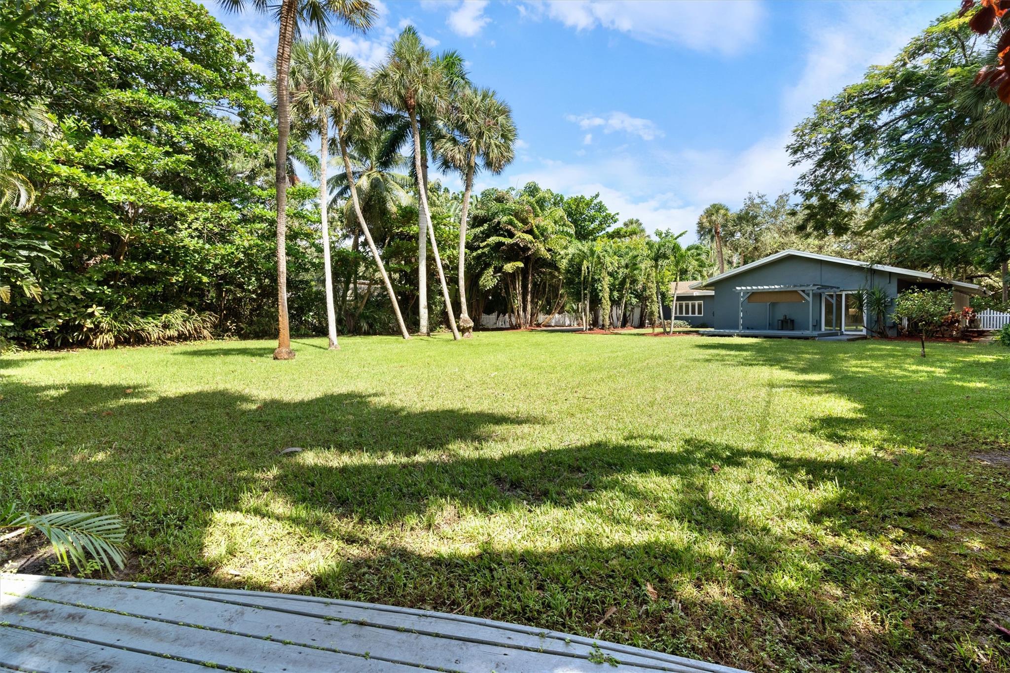 2211 Sw 27th Ter Property Photo 37