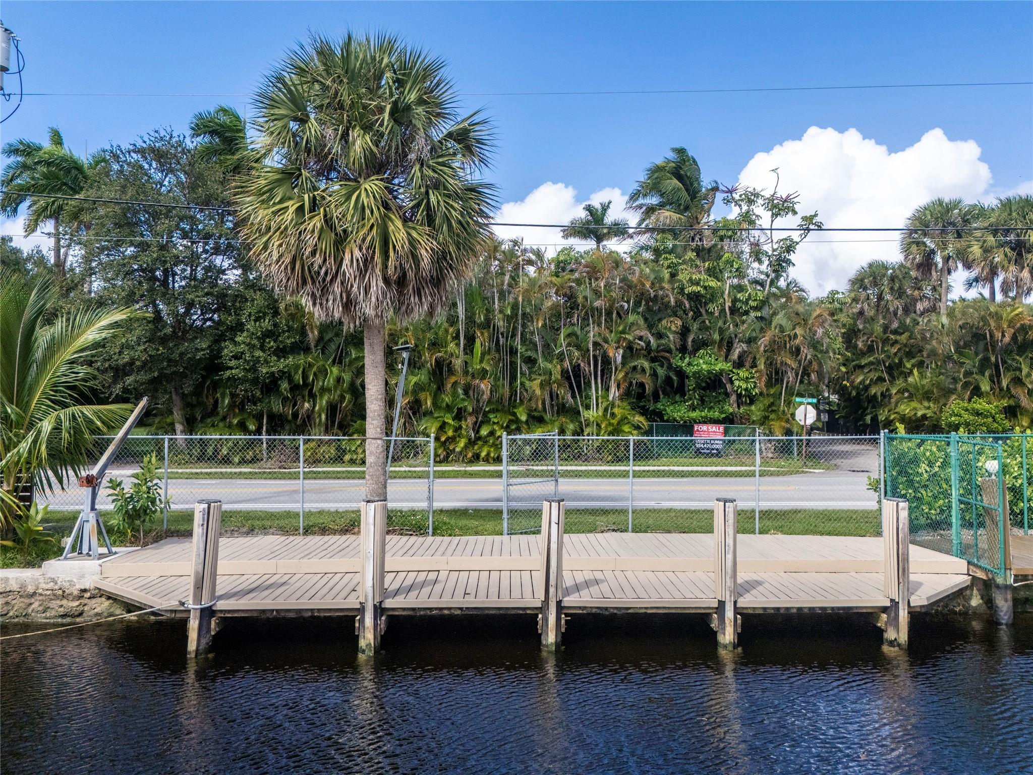 2211 Sw 27th Ter Property Photo 49