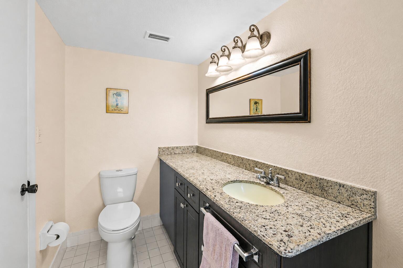7410 Woodmont Terrace 109 Property Photo 11