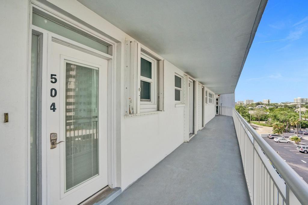 1920 S Ocean Dr 504 Property Photo 7