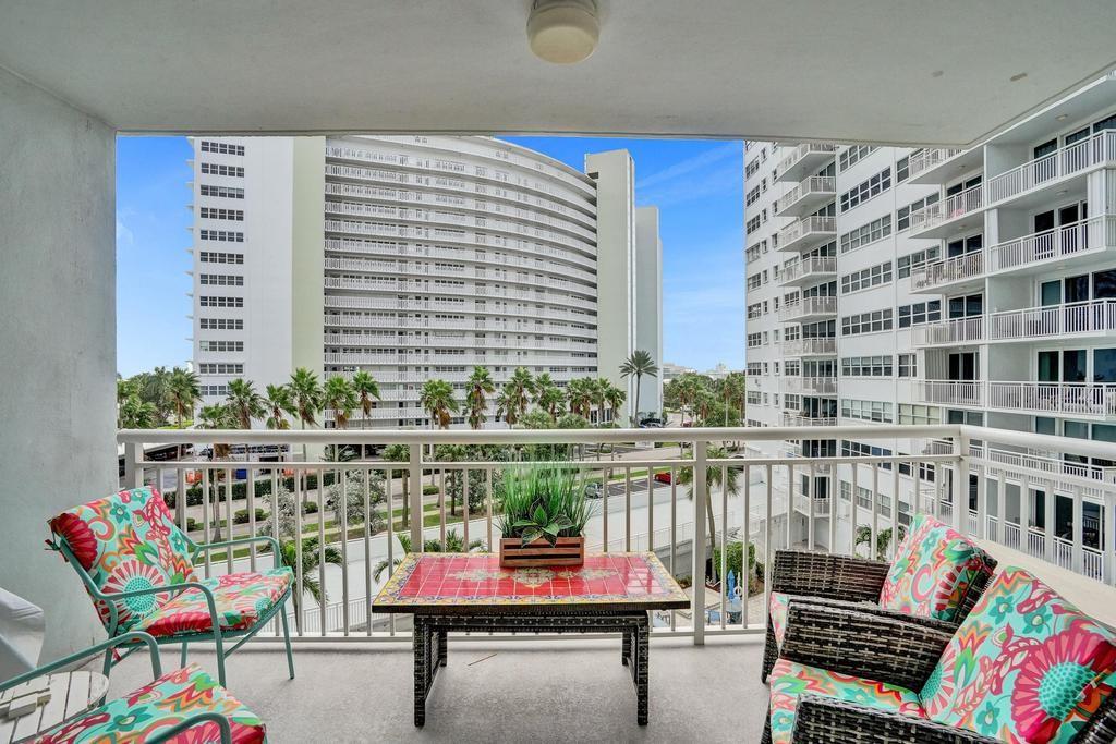 1920 S Ocean Dr 504 Property Photo 19