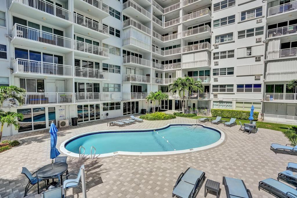 1920 S Ocean Dr 504 Property Photo 27
