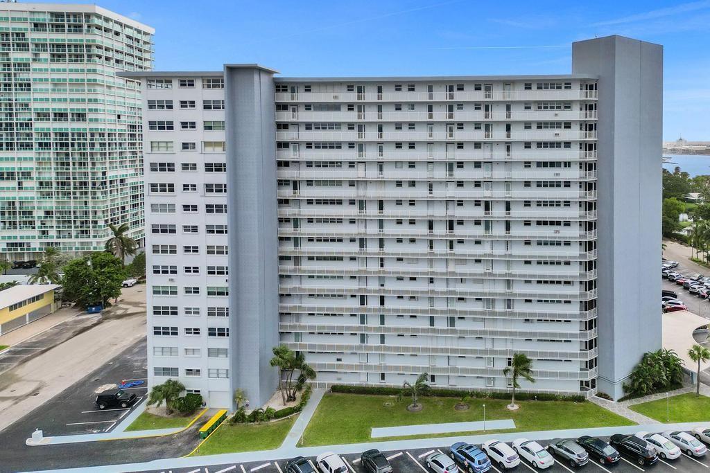 1920 S Ocean Dr 504 Property Photo 42