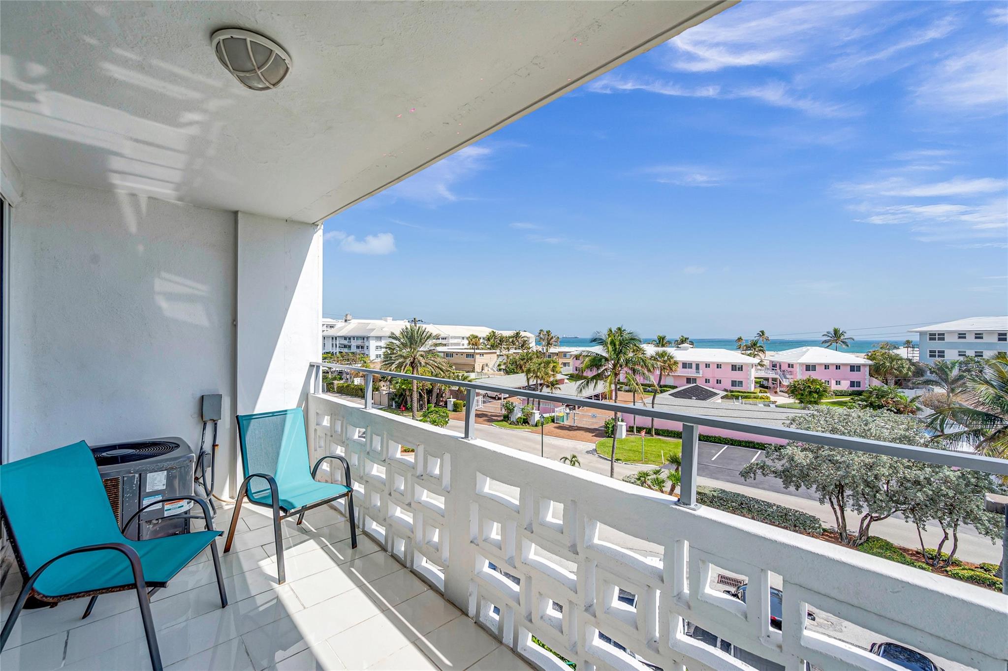 1900 S Ocean Dr 401 Property Photo 13