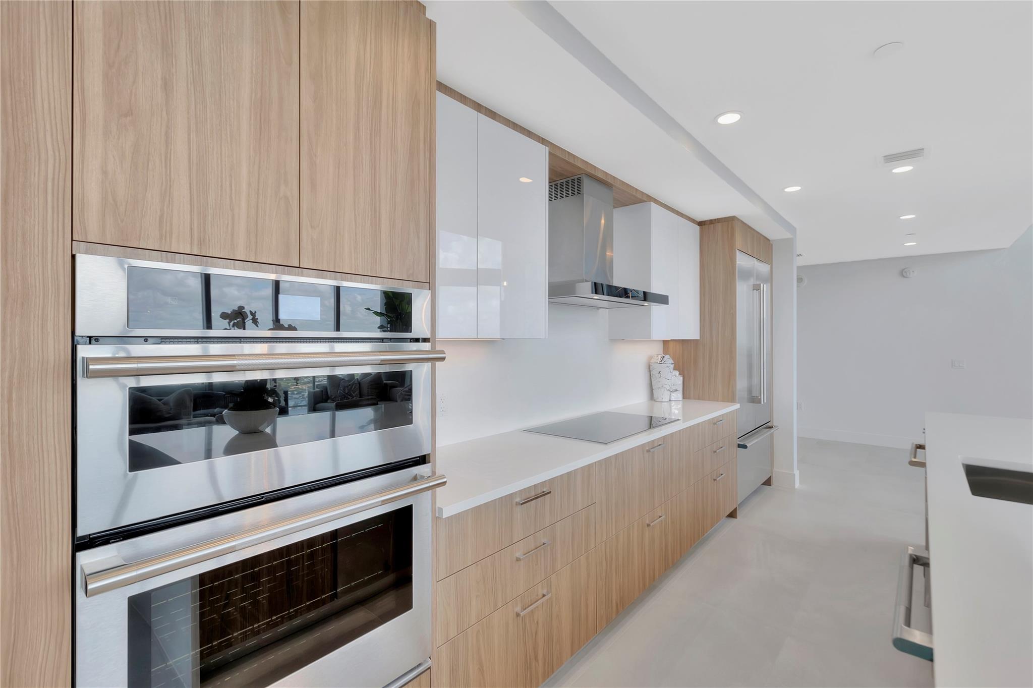100 E Las Olas Blvd Ph 4603 Property Photo 25