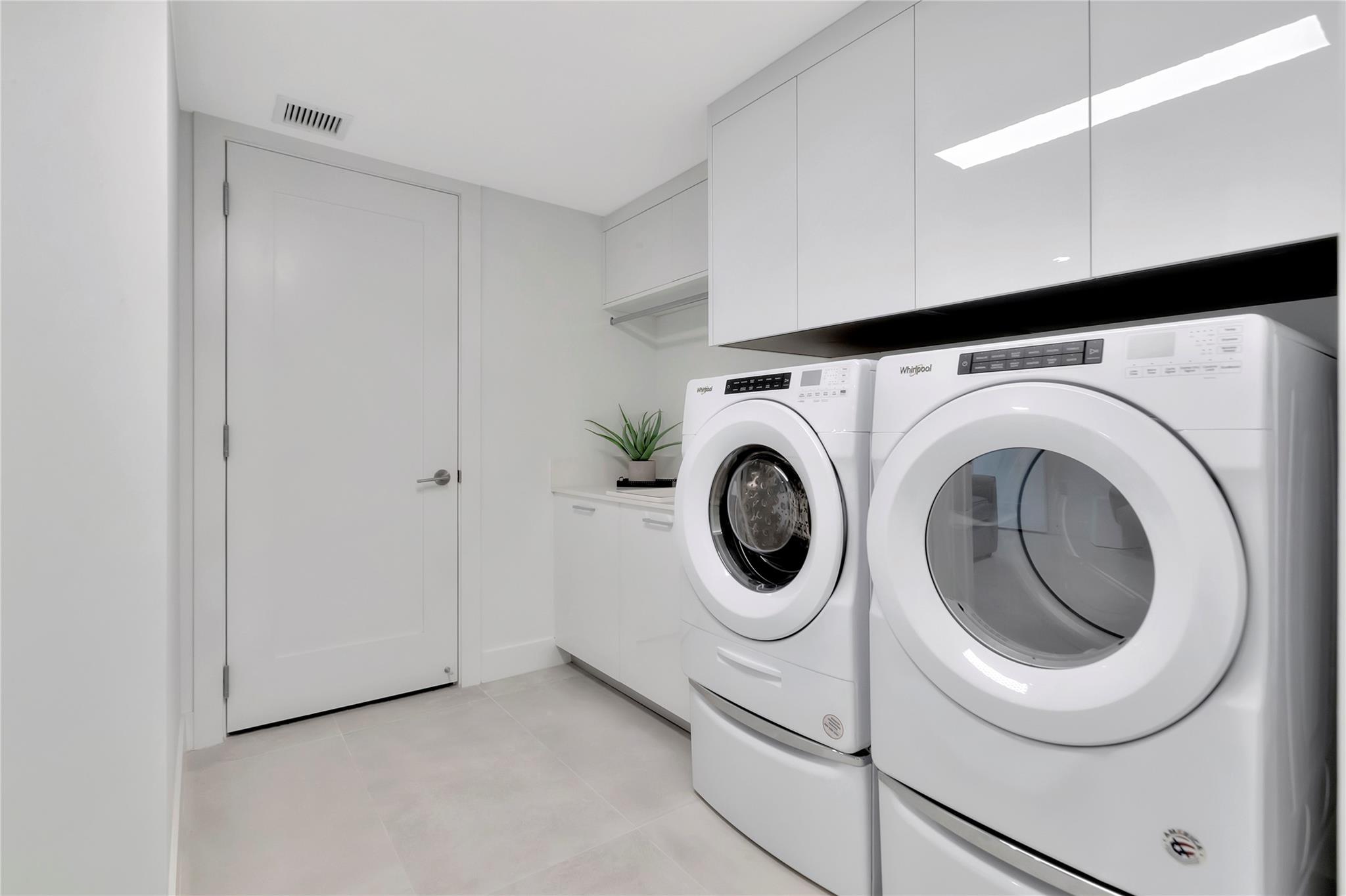 100 E Las Olas Blvd Ph 4603 Property Photo 54