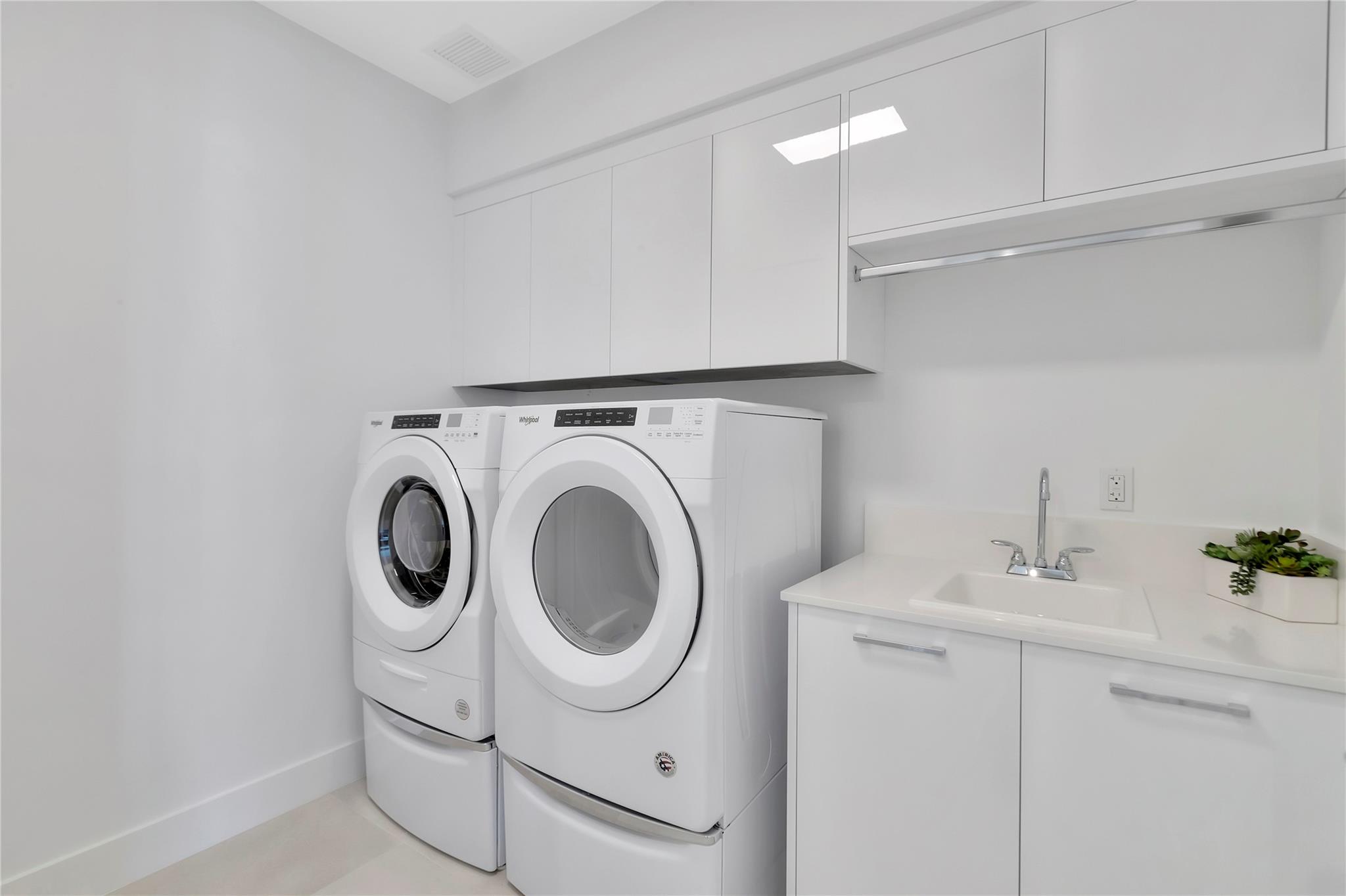 100 E Las Olas Blvd Ph 4603 Property Photo 68