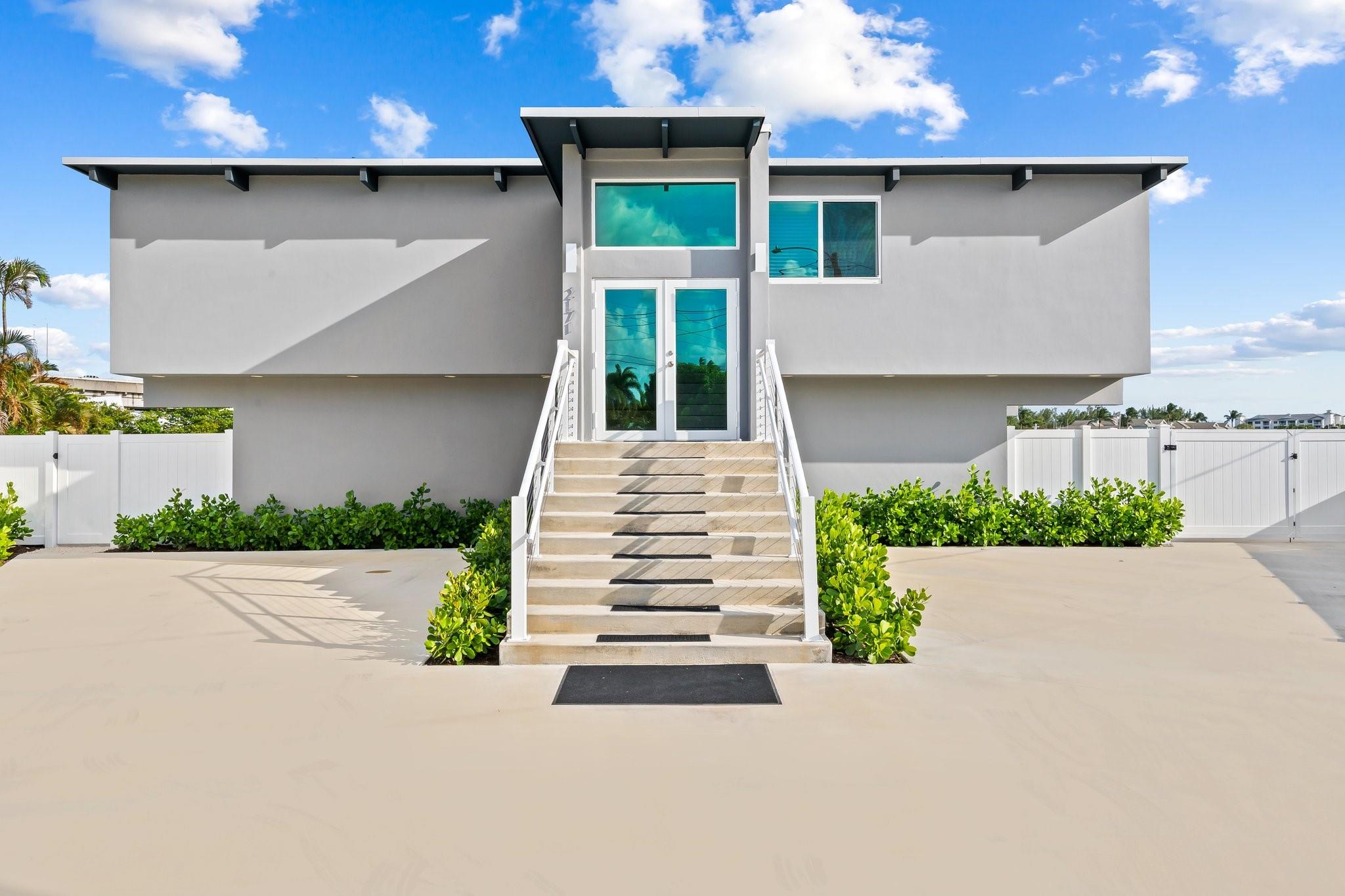 2171 Sw 23rd Ave Property Photo 2