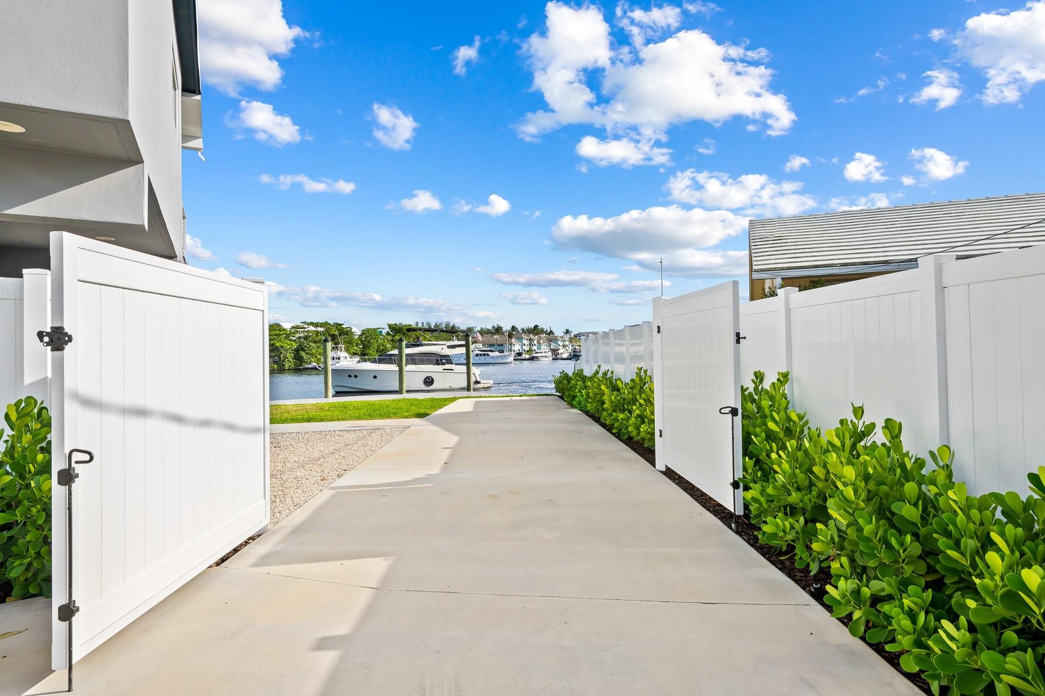 2171 Sw 23rd Ave Property Photo 27