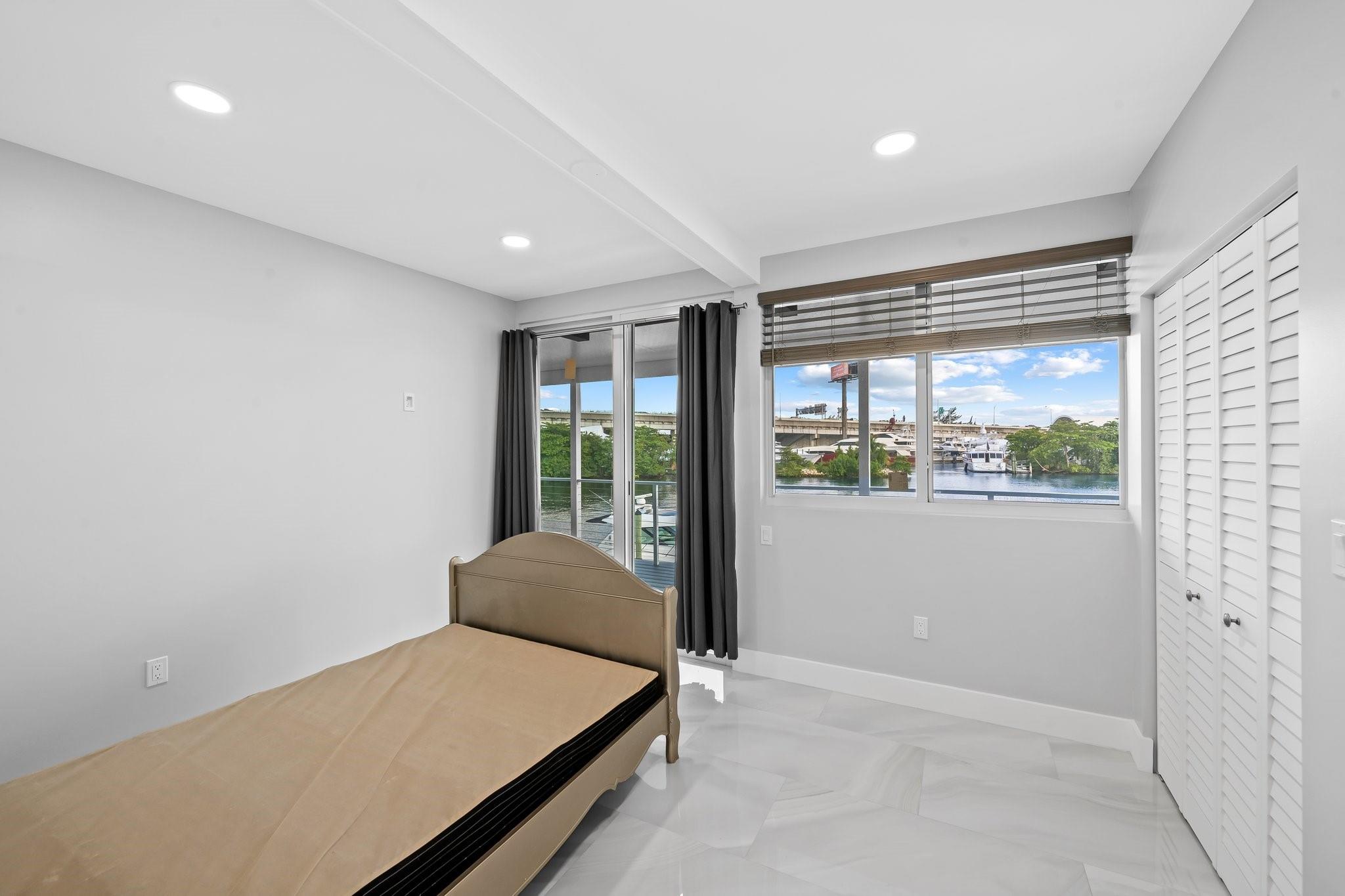 2171 Sw 23rd Ave Property Photo 32