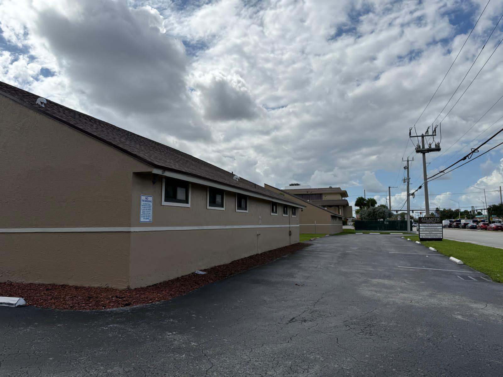 5648 W Atlantic Blvd Property Photo 5