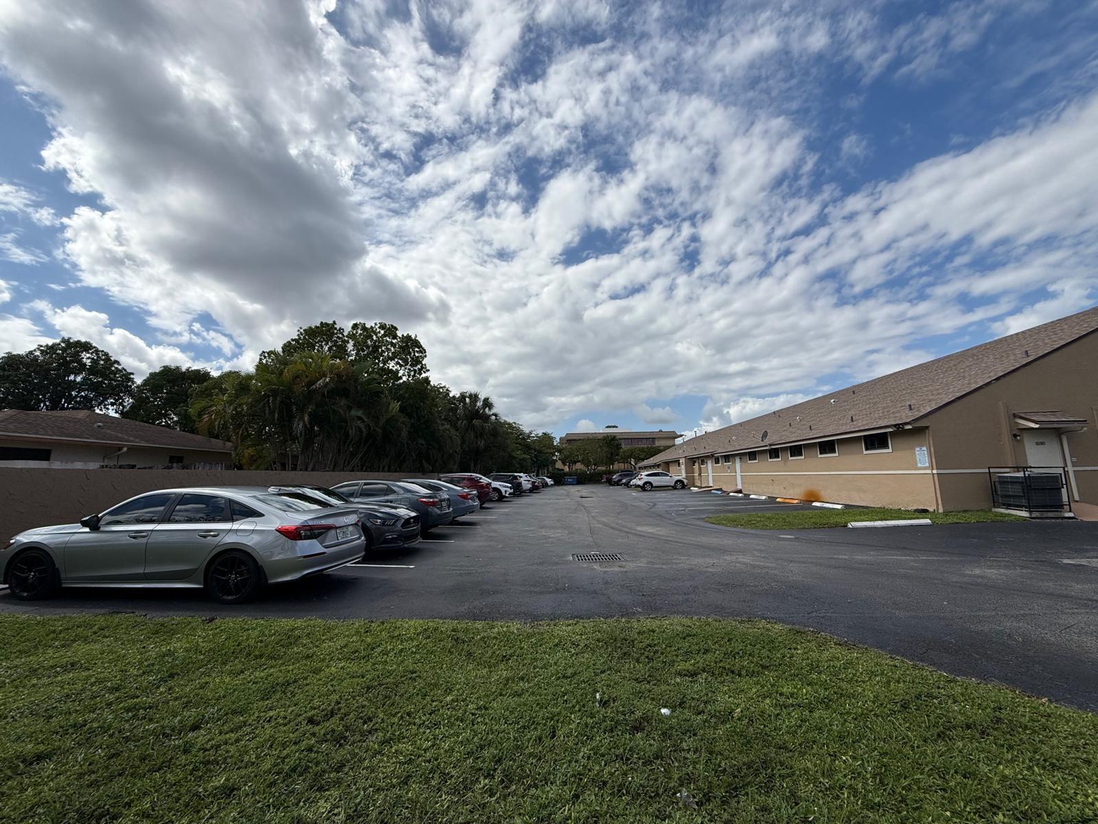 5648 W Atlantic Blvd Property Photo 9