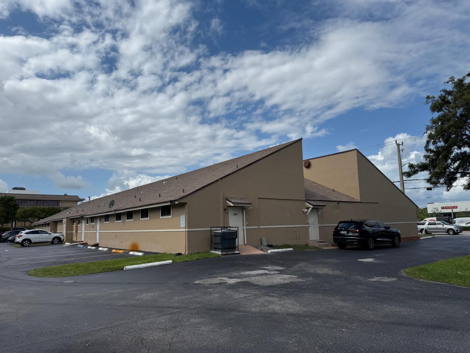 5648 W Atlantic Blvd Property Photo 13