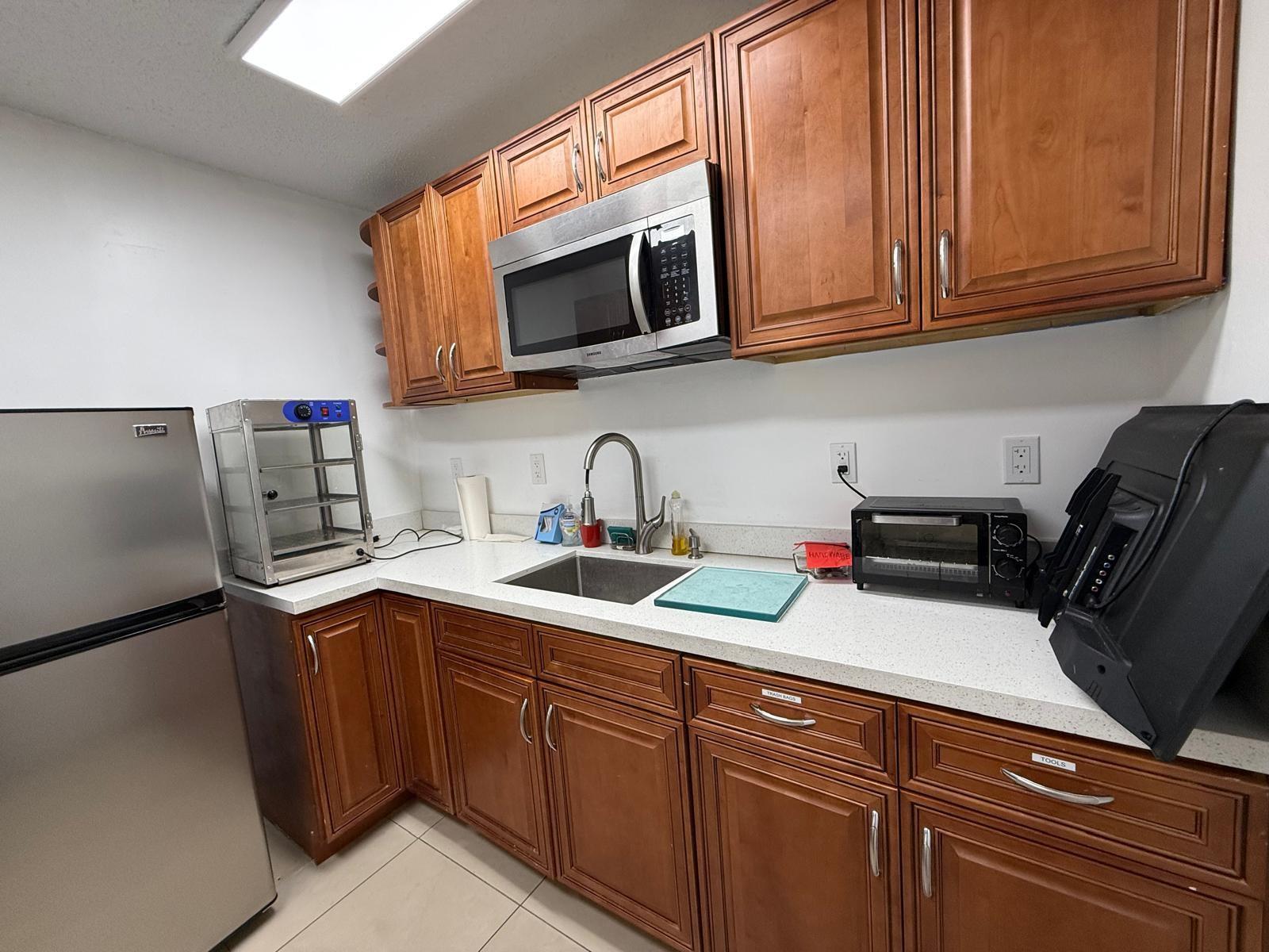 5648 W Atlantic Blvd Property Photo 32