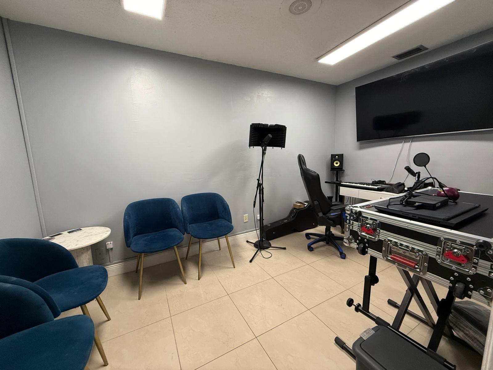 5648 W Atlantic Blvd Property Photo 39