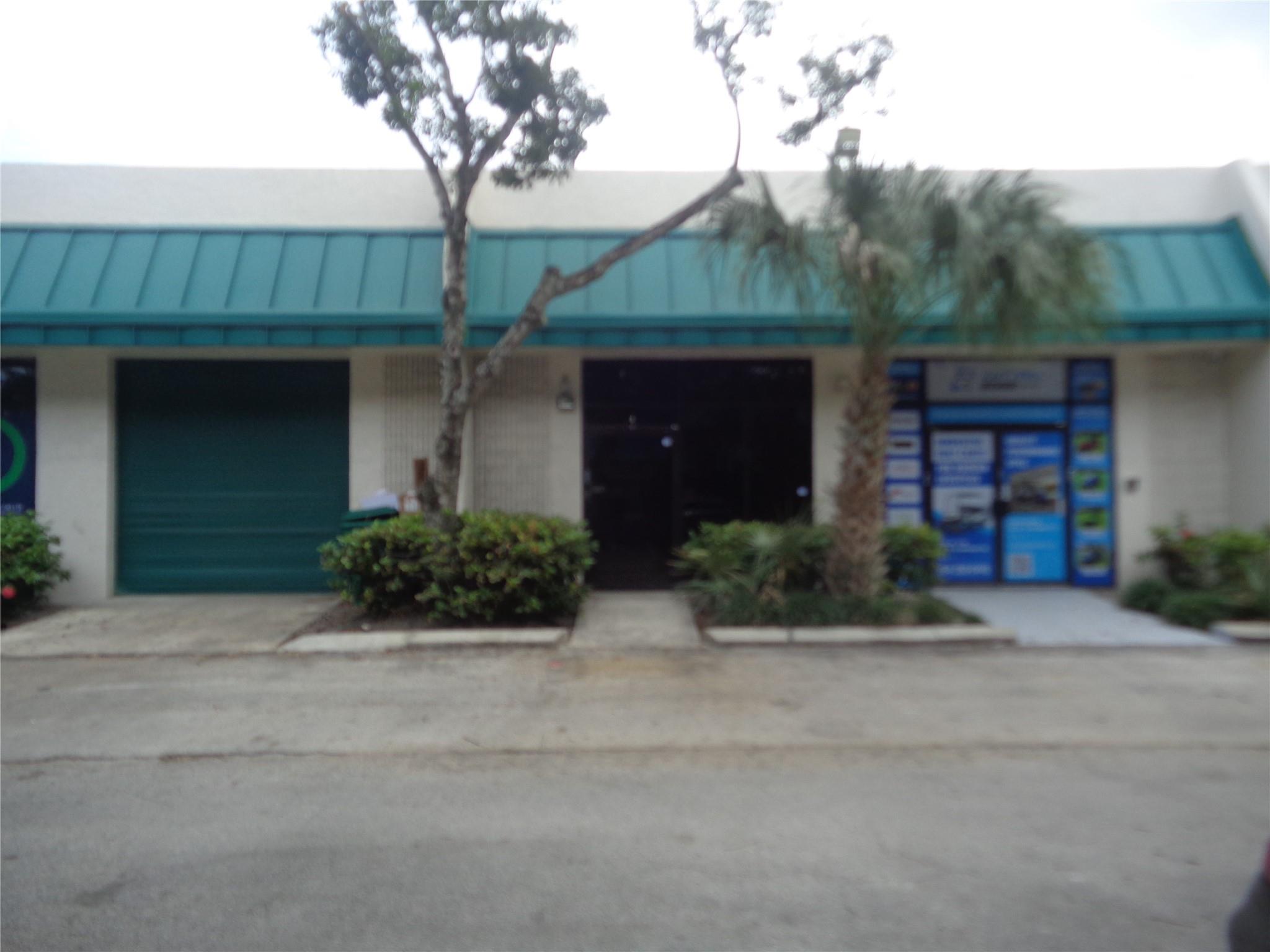 6601 Nw 14th St 4 Property Photo 1