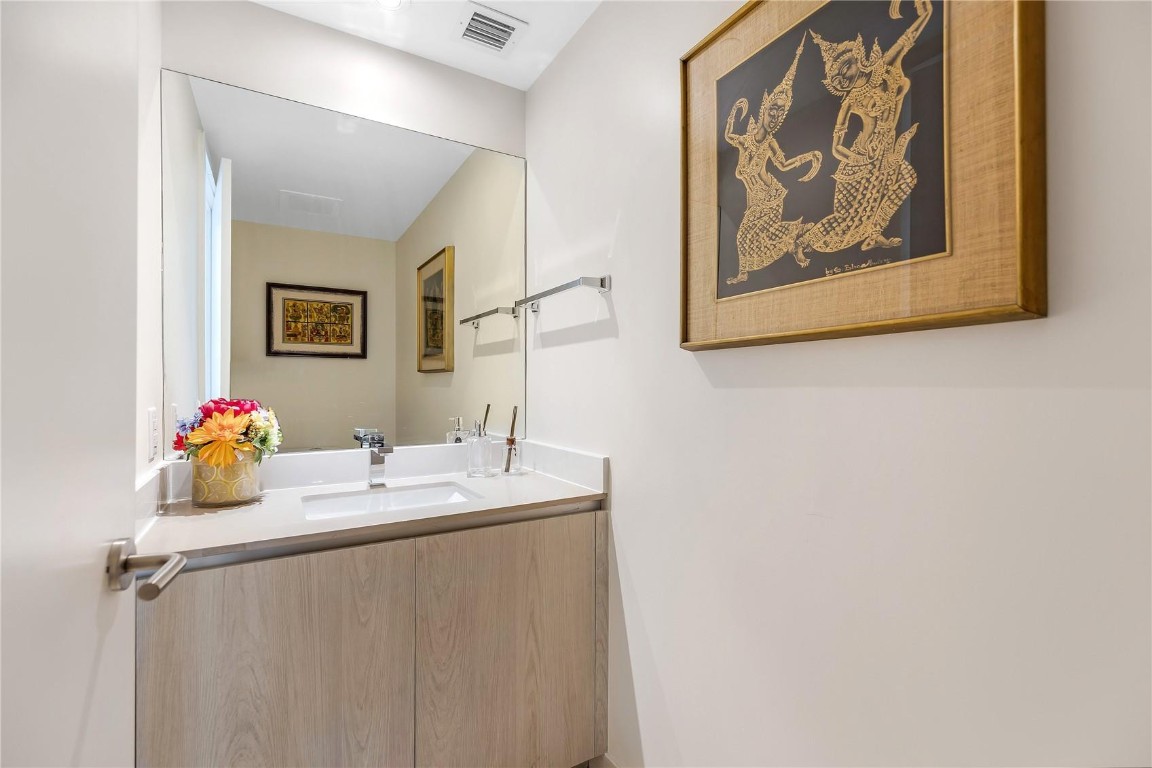 4111 S Ocean Drive Lph3/5 Property Photo 22