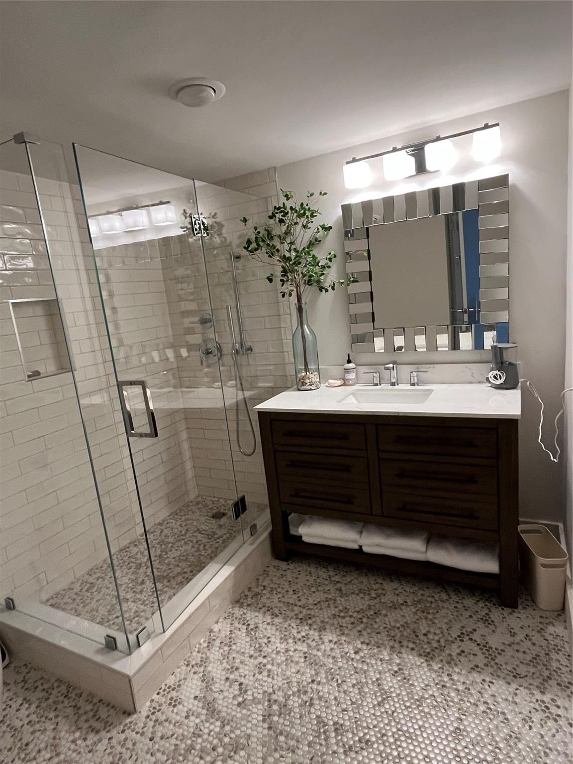 2100 S Ocean Dr 9j Property Photo 2