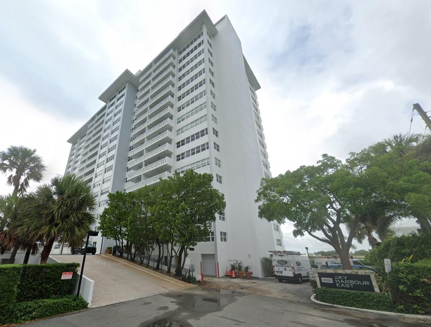 2100 S Ocean Dr 9j Property Photo 6