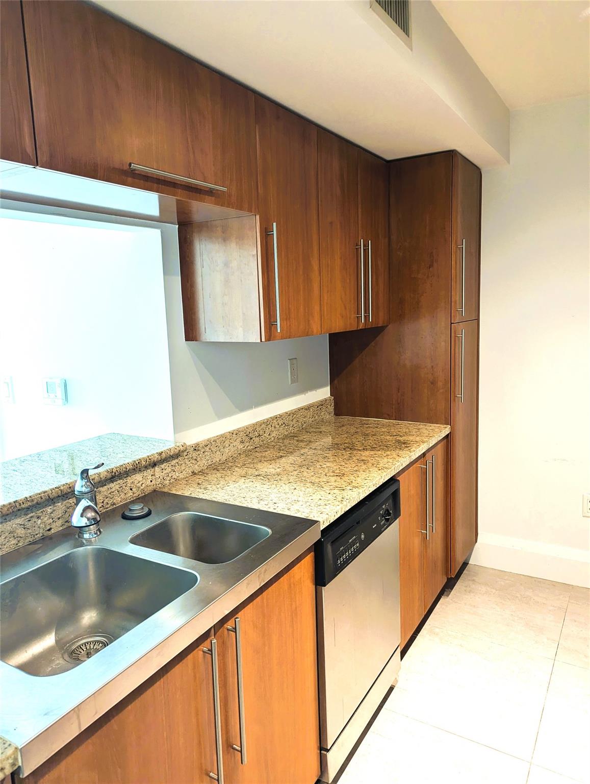 600 W Las Olas Blvd 909s Property Photo 4