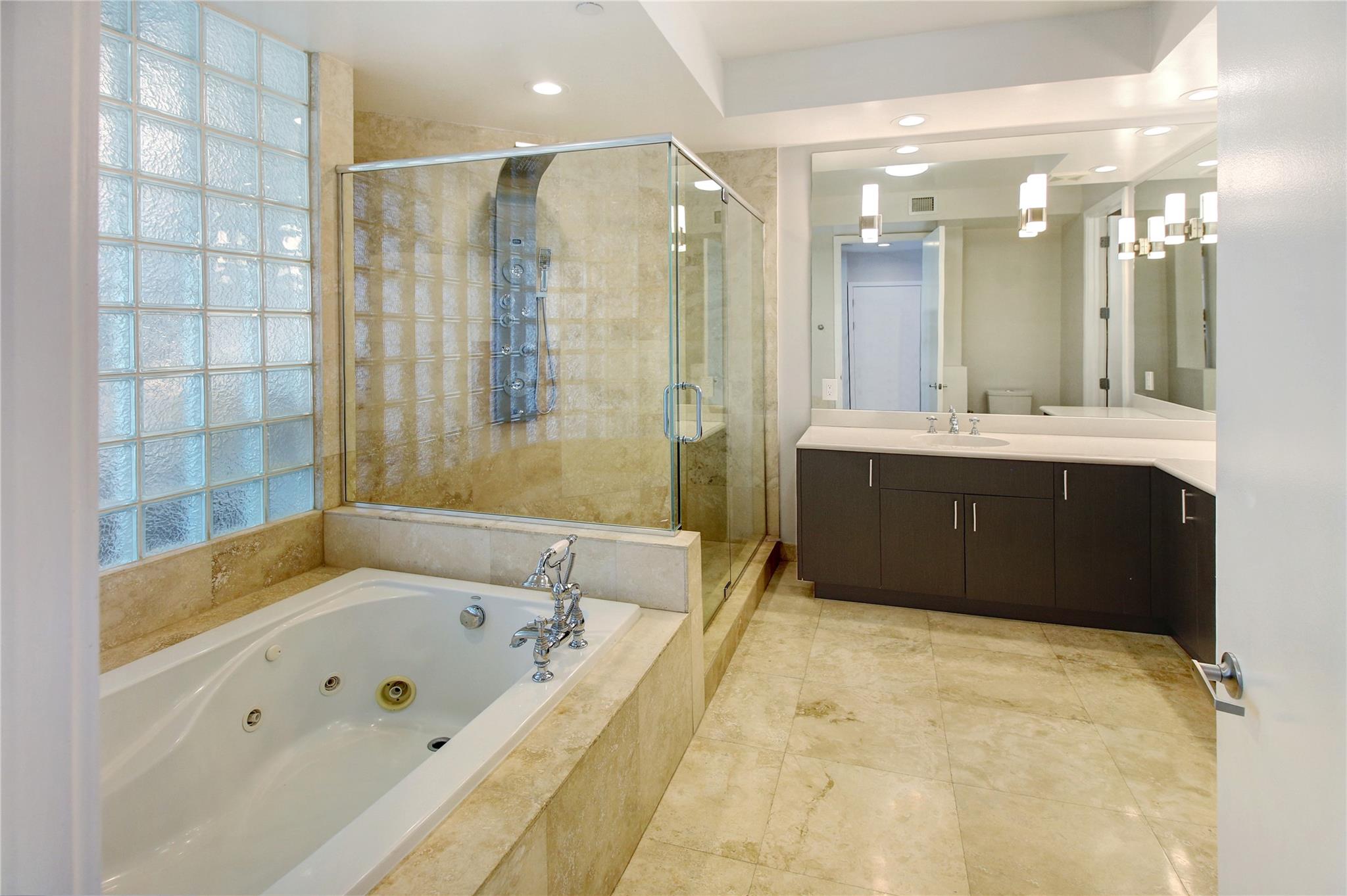 301 Hendricks Isle Penthouse 7 Property Photo 17