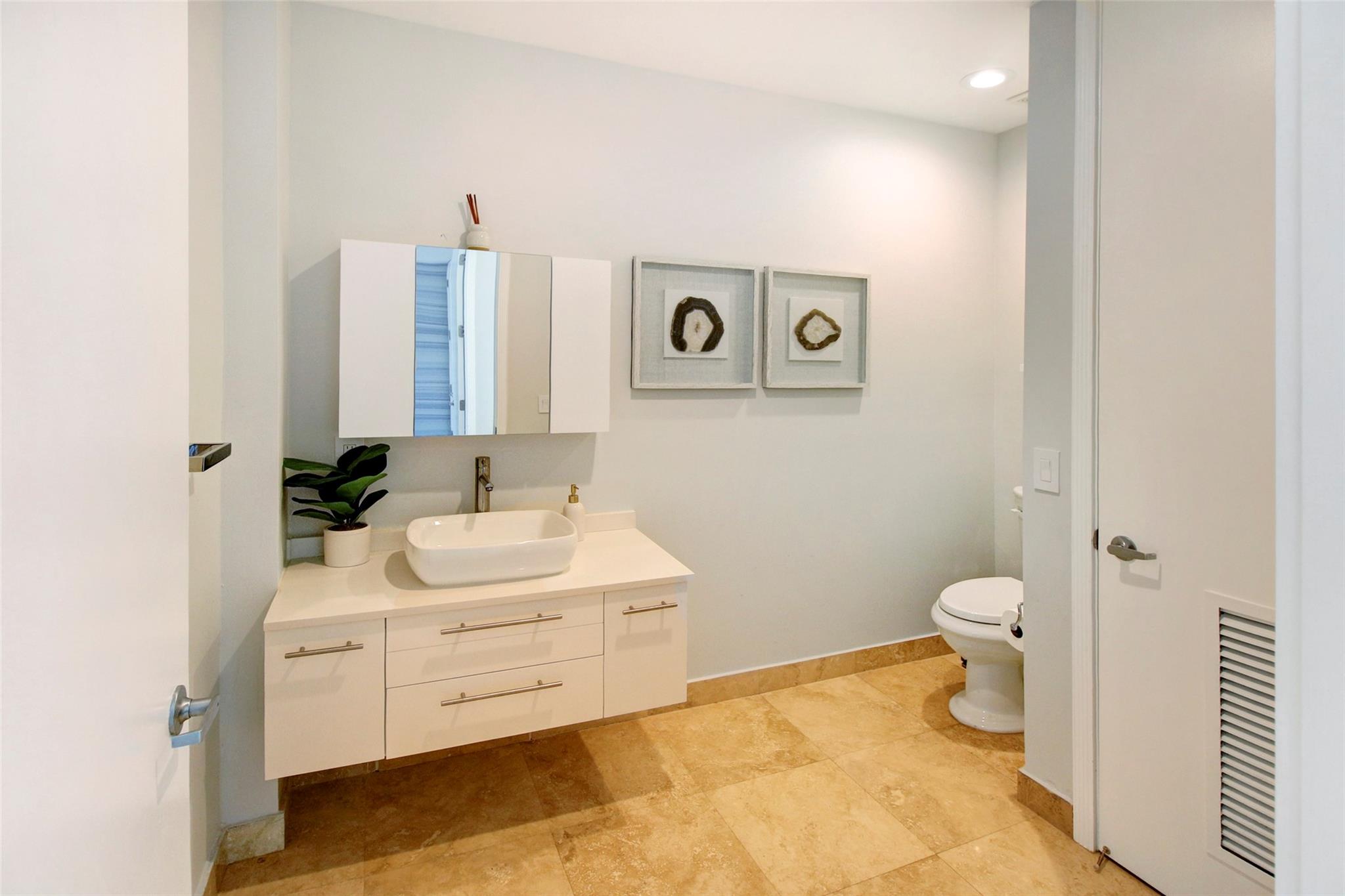 301 Hendricks Isle Penthouse 7 Property Photo 28