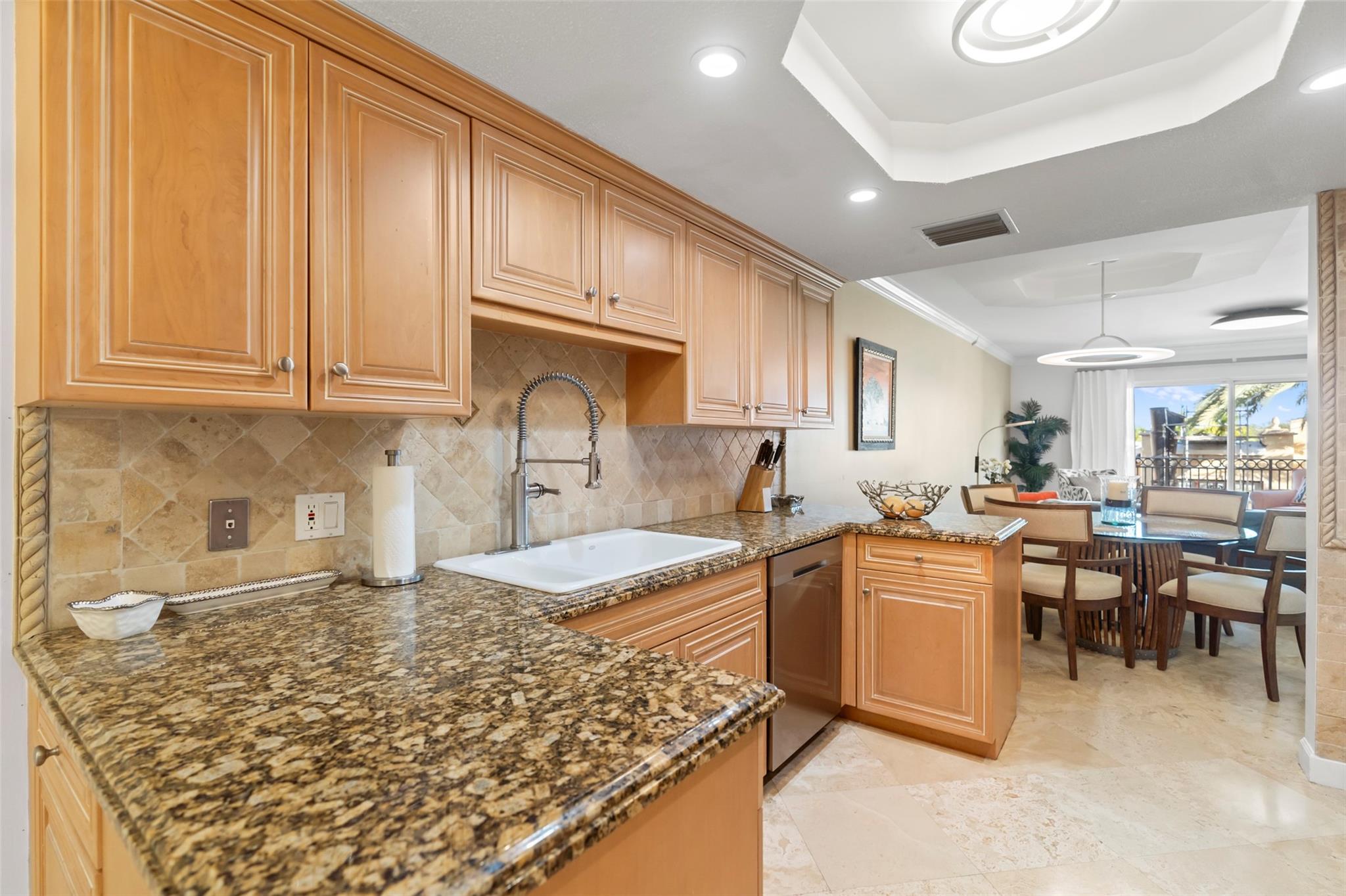 1111 E Las Olas Blvd 413 Property Photo 14