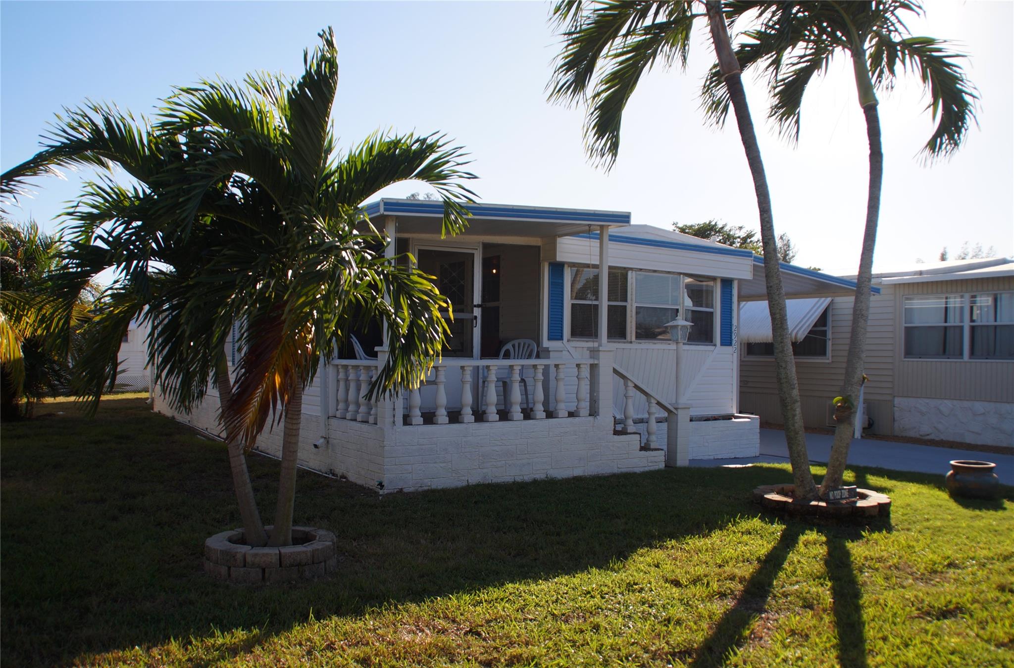 2922 Harbor Ln Property Photo 4