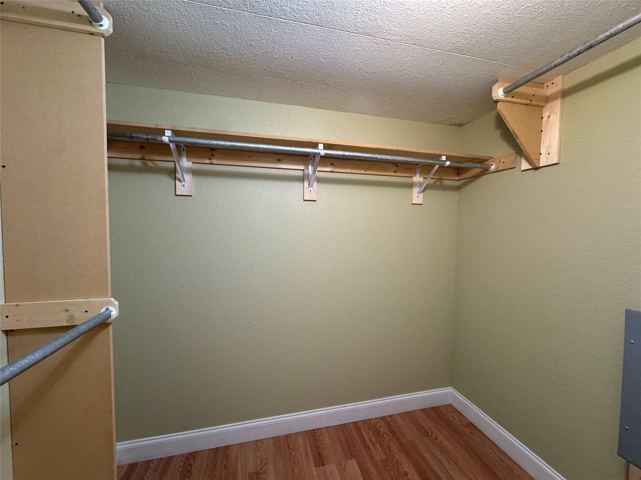 3028 Lakeshore Dr Property Photo 22