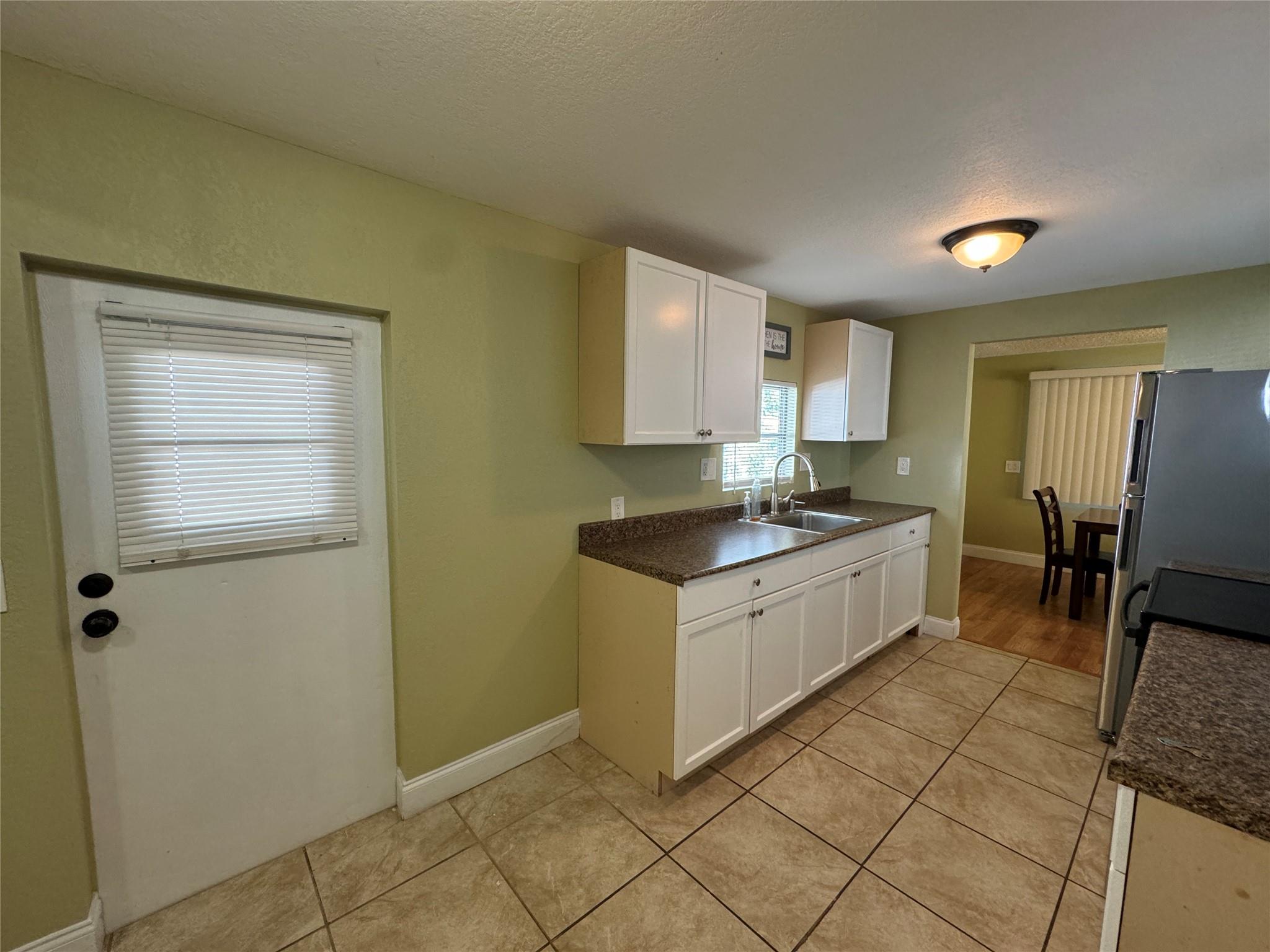 3028 Lakeshore Dr Property Photo 34